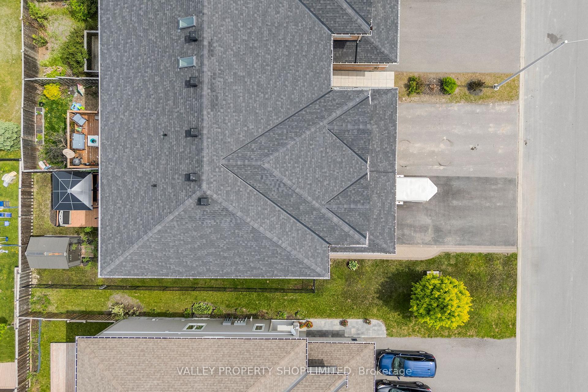 Photo 3 of 144 Desmond Trudeau Drive, Arnprior — HOMEH