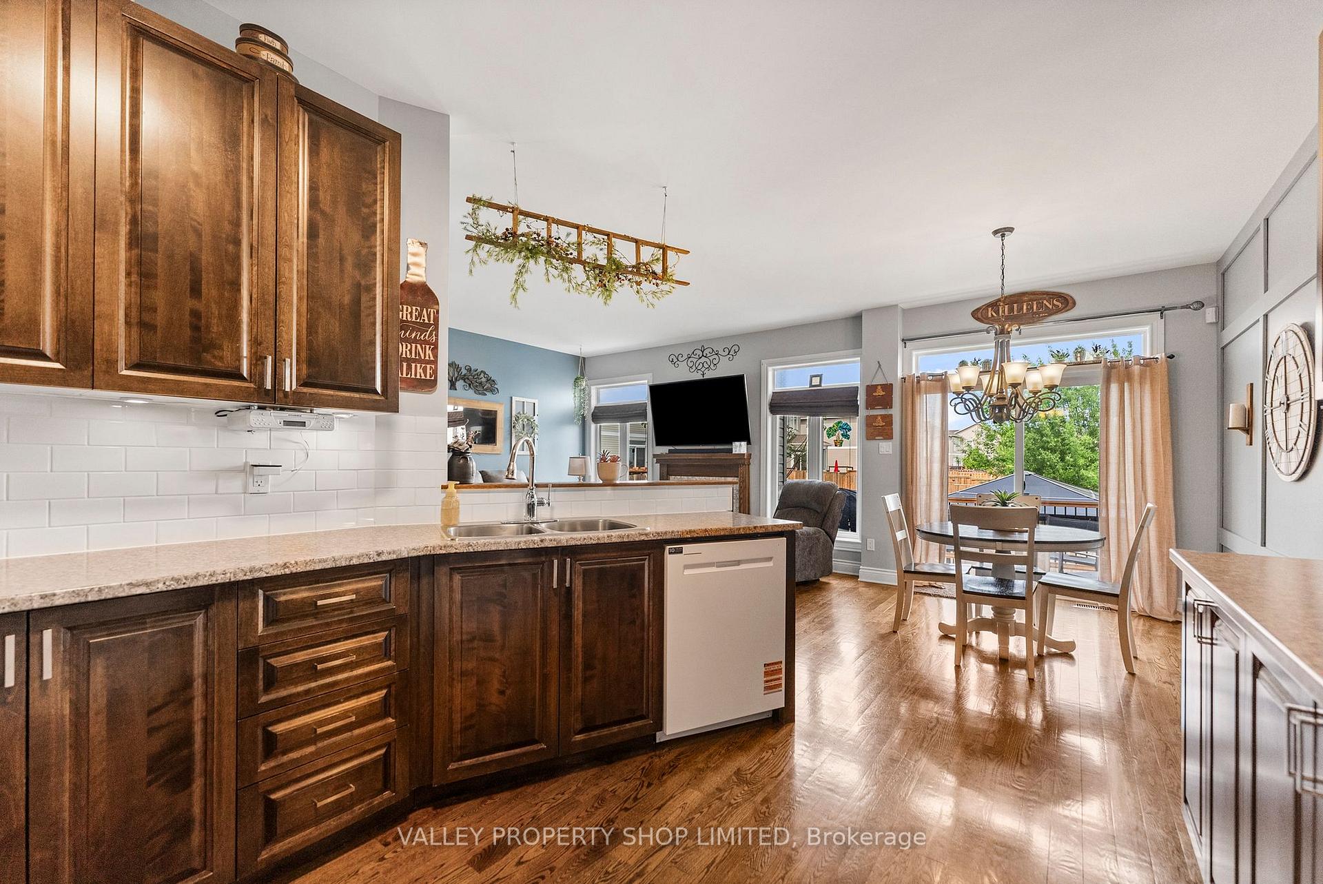 Photo 7 of 144 Desmond Trudeau Drive, Arnprior — HOMEH