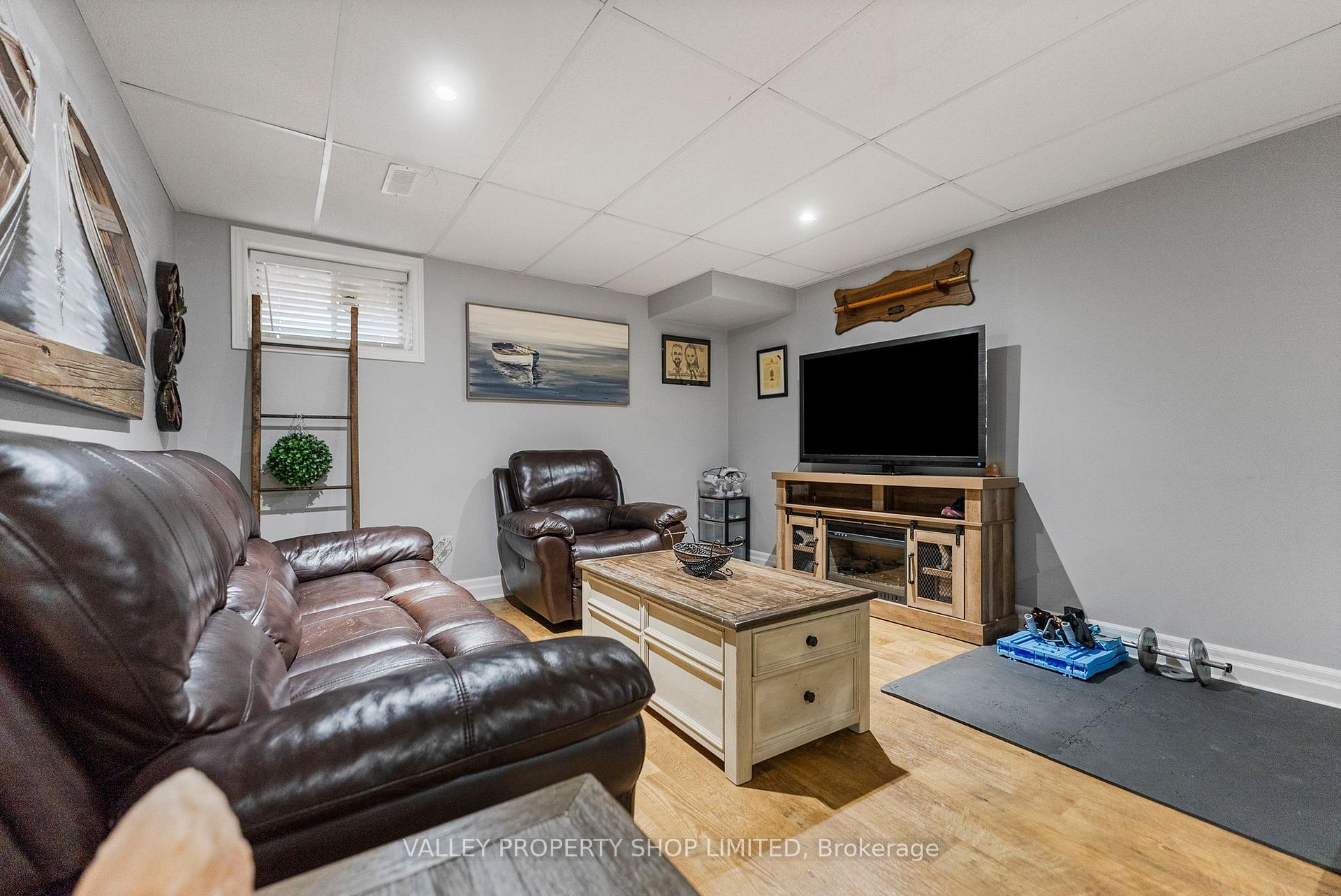 Photo 31 of 144 Desmond Trudeau Drive, Arnprior — HOMEH