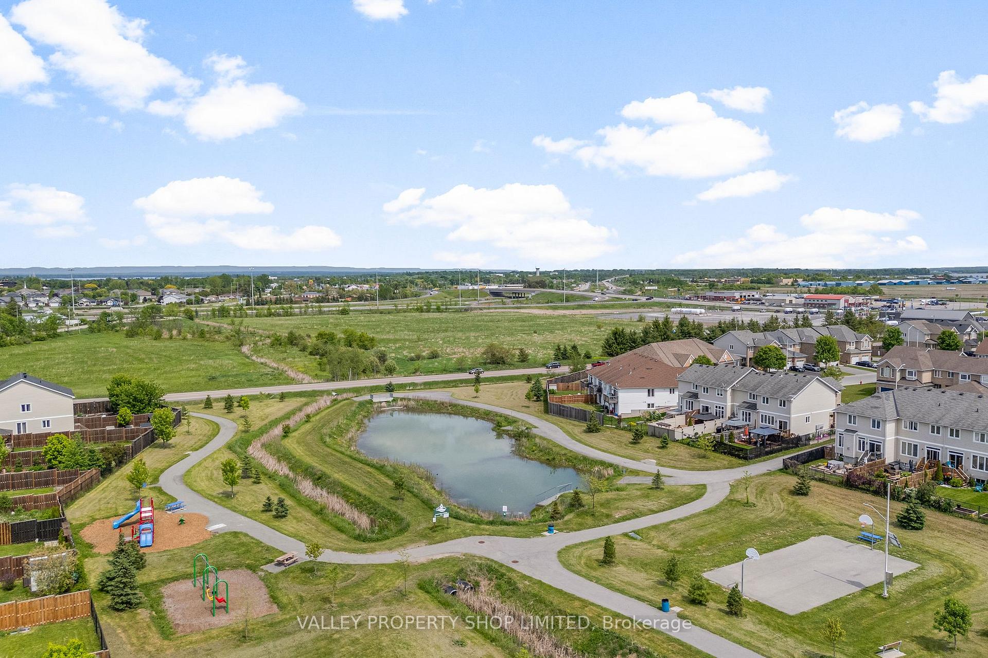 Photo 43 of 144 Desmond Trudeau Drive, Arnprior — HOMEH