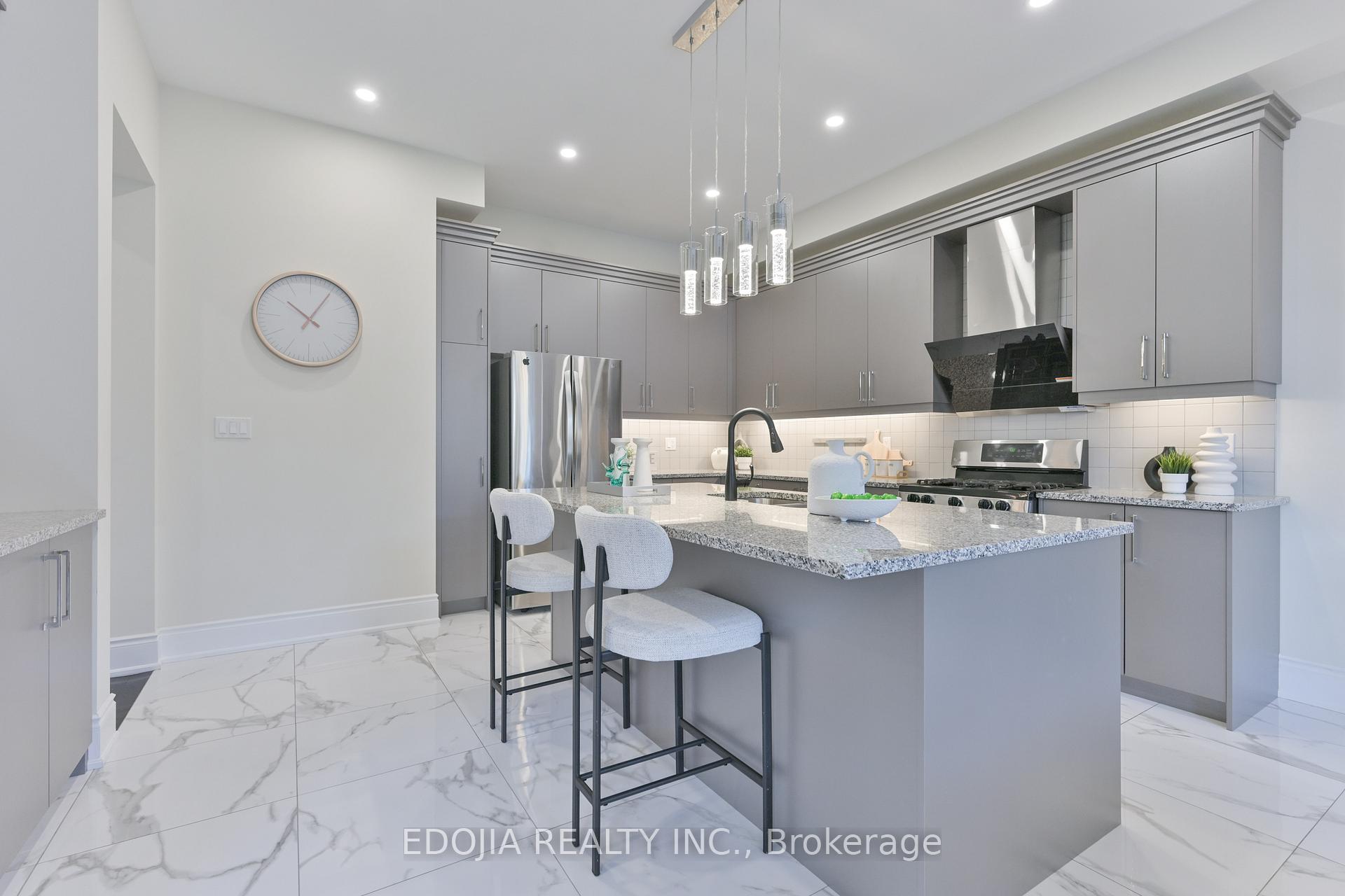 Photo 22 of 11 Alex Black Street, Vaughan, Patterson — HOMEH
