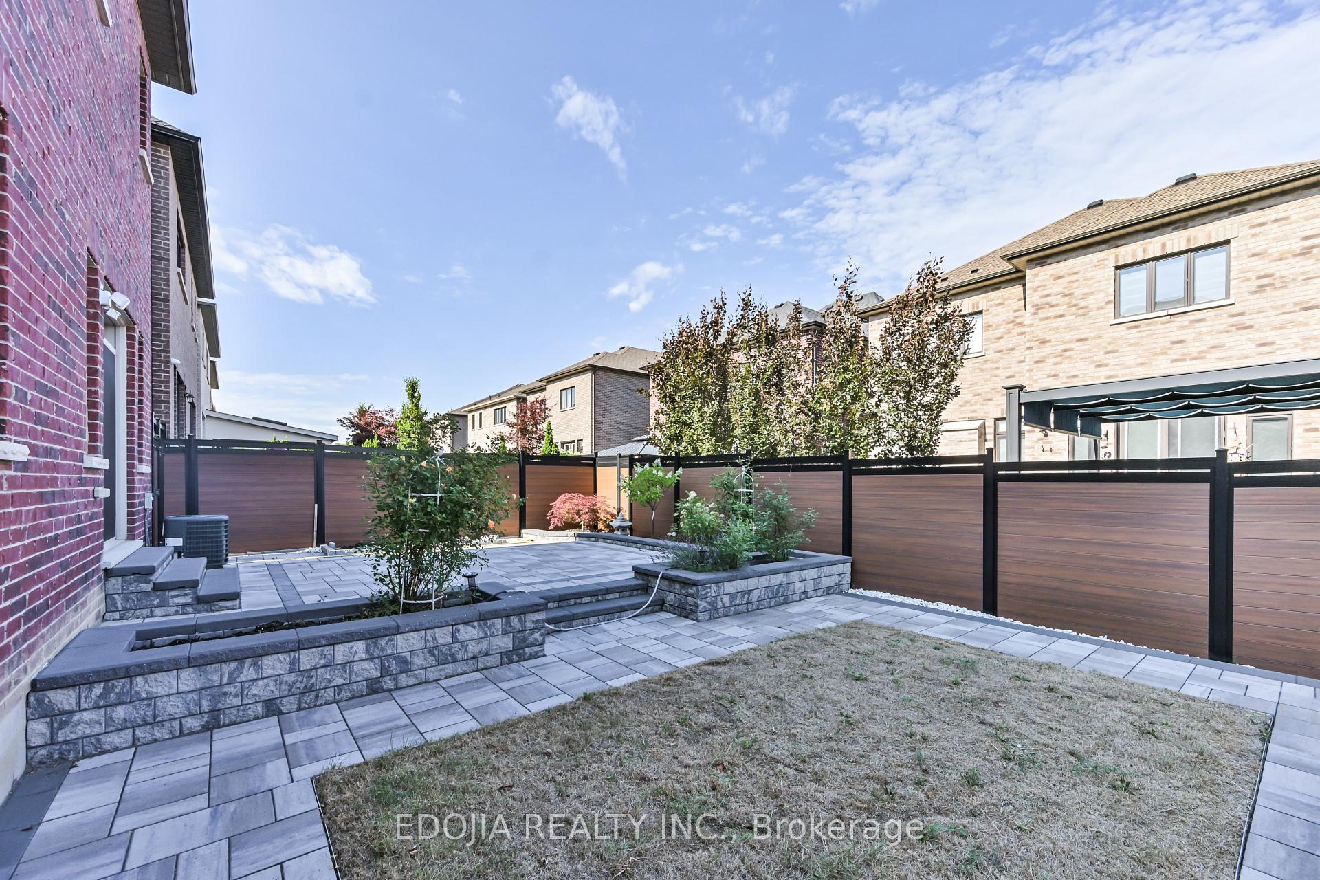 Photo 47 of 11 Alex Black Street, Vaughan, Patterson — HOMEH