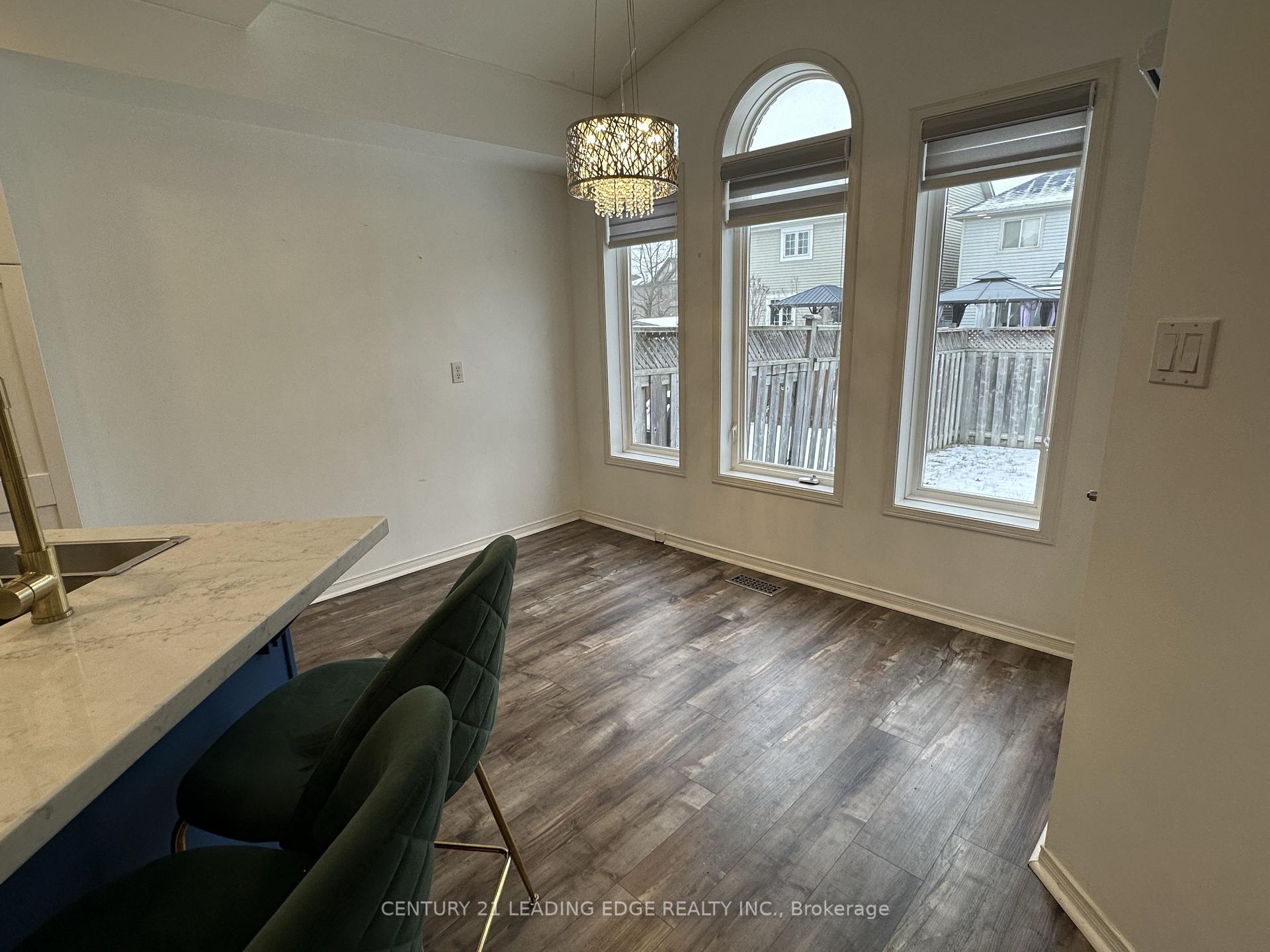 Photo 9 of 45 Inlet Bay Drive, Whitby, Port Whitby — HOMEH