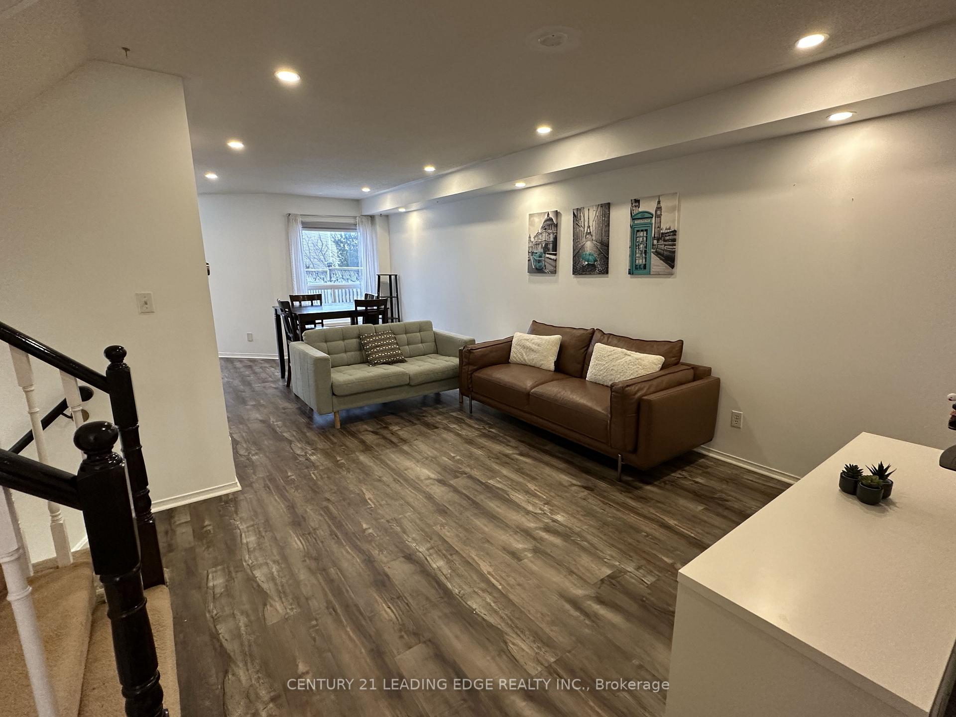 Photo 10 of 45 Inlet Bay Drive, Whitby, Port Whitby — HOMEH