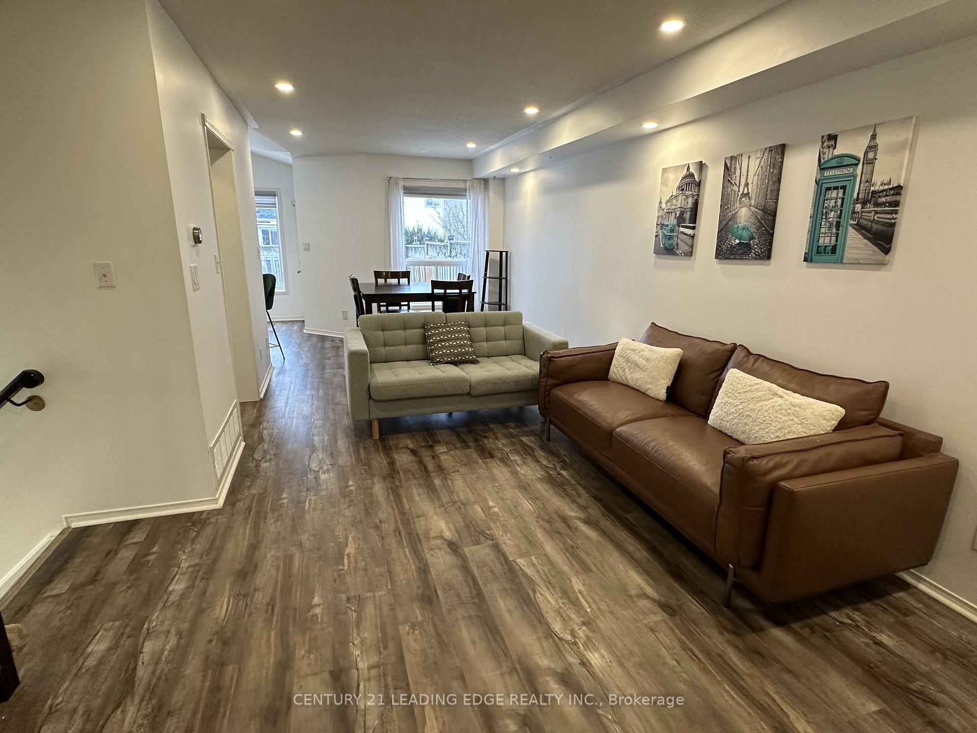 Photo 11 of 45 Inlet Bay Drive, Whitby, Port Whitby — HOMEH
