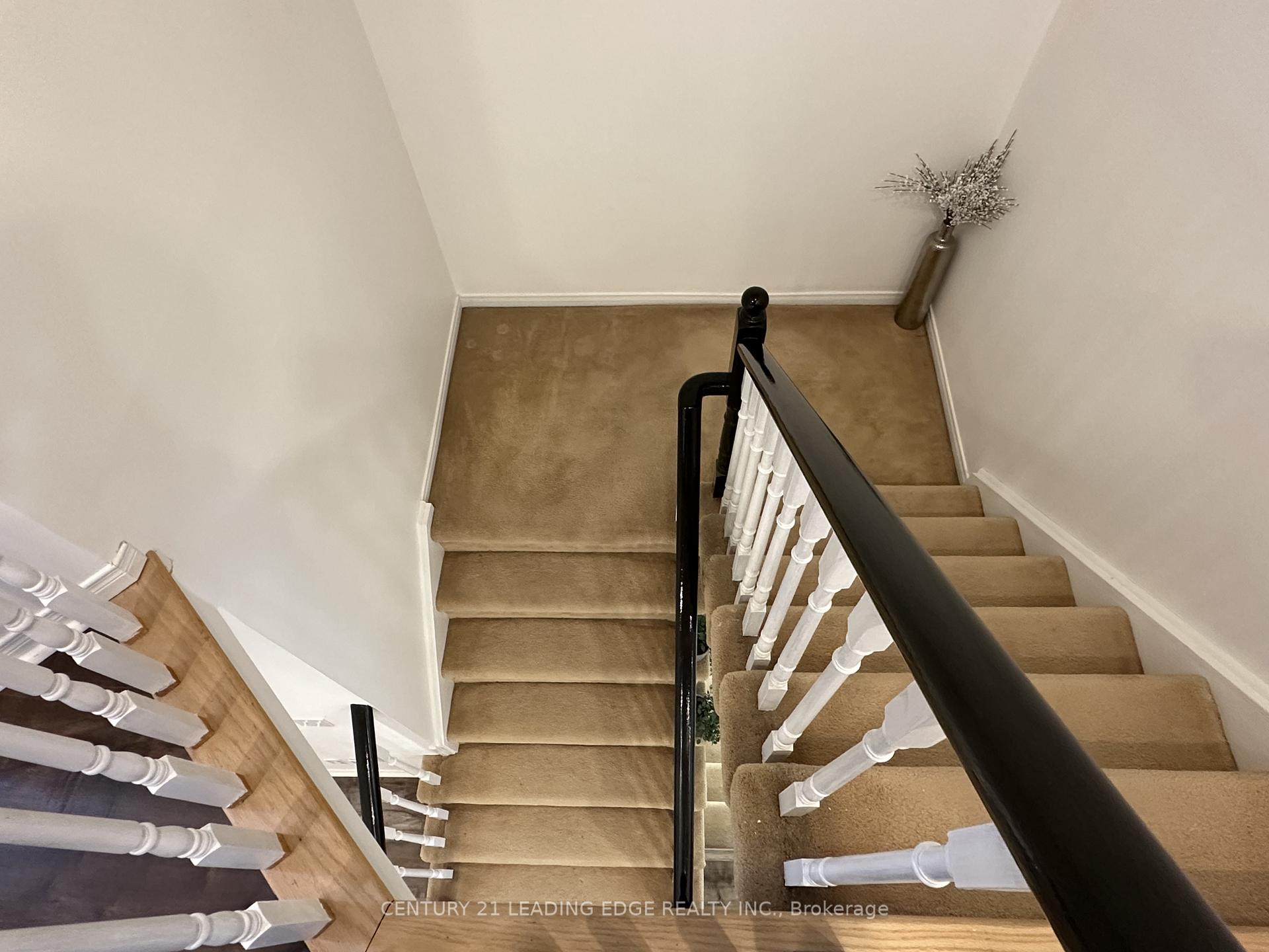 Photo 16 of 45 Inlet Bay Drive, Whitby, Port Whitby — HOMEH