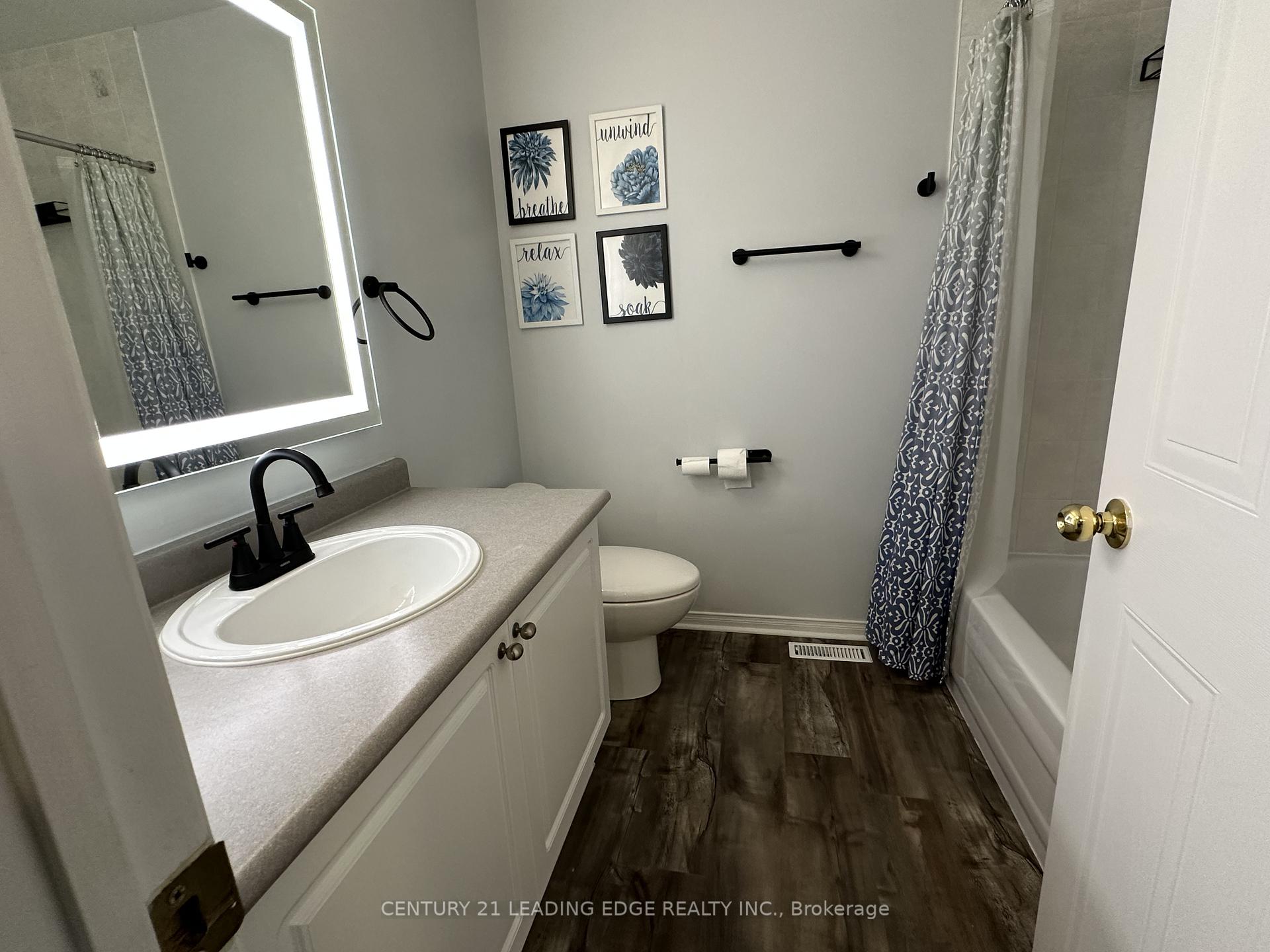 Photo 21 of 45 Inlet Bay Drive, Whitby, Port Whitby — HOMEH