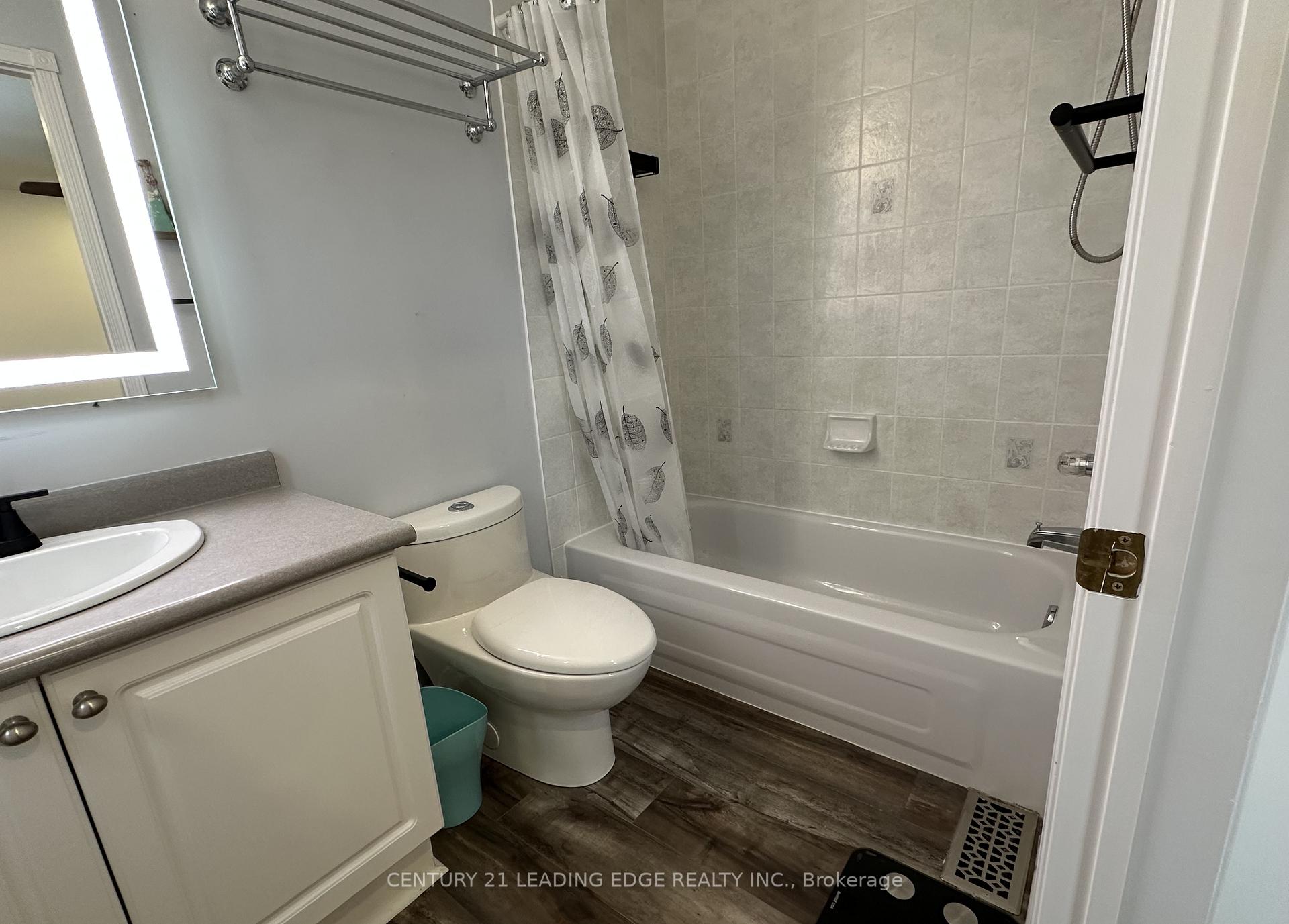 Photo 25 of 45 Inlet Bay Drive, Whitby, Port Whitby — HOMEH