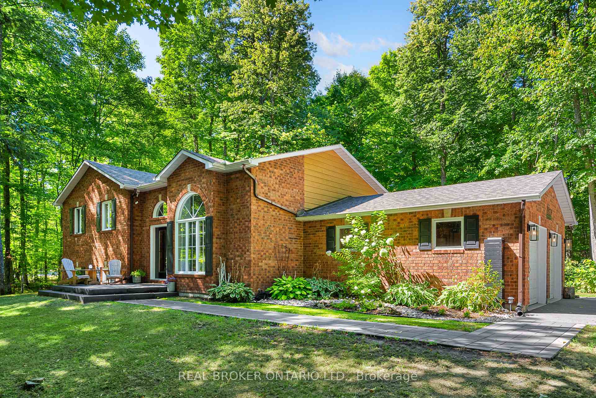 Photo 4 of 152 Mockingbird Lane, Beckwith, Beckwith Twp — HOMEH