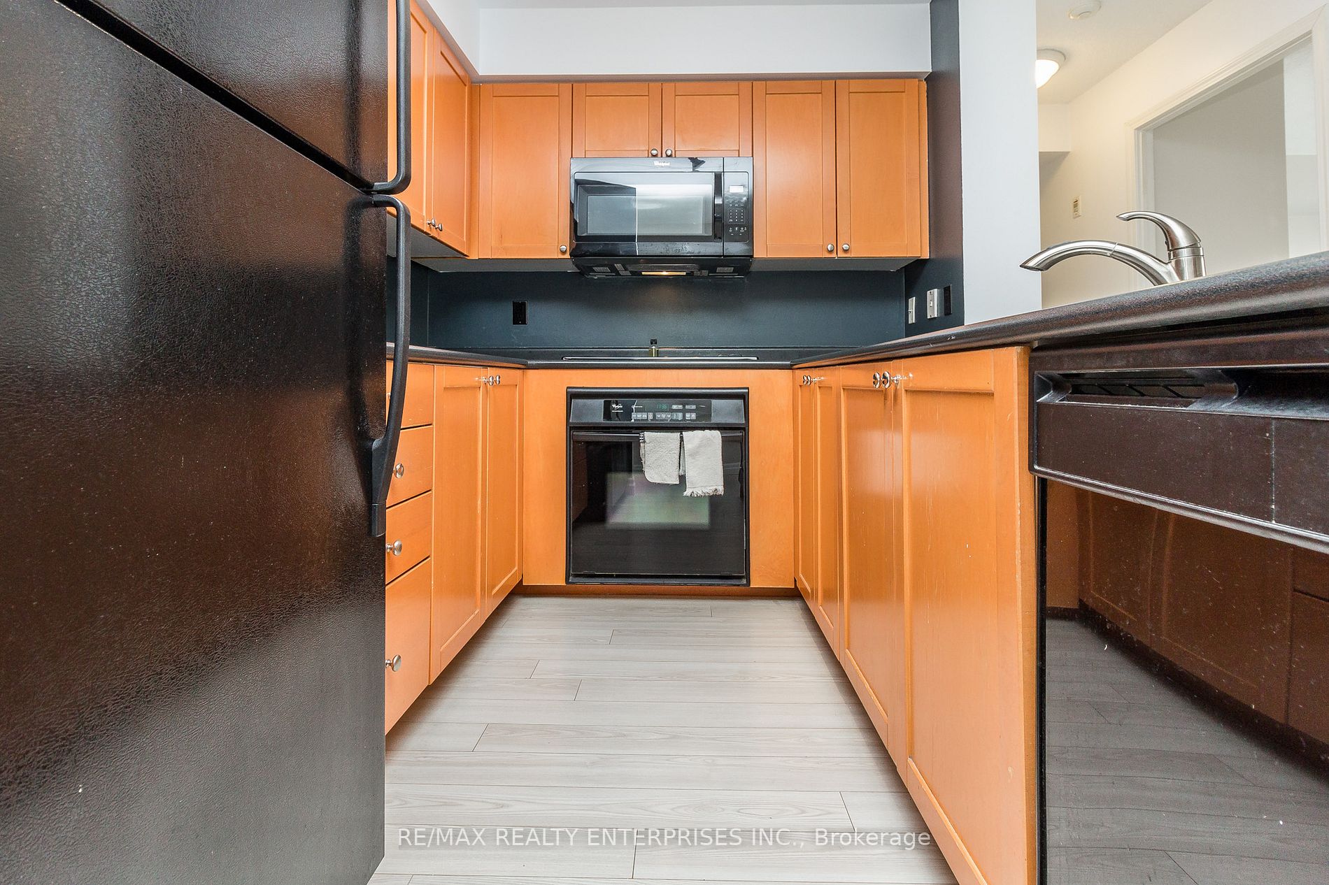Photo 30 of Unit 810, 330 Adelaide Street E, Toronto, Moss Park — HOMEH