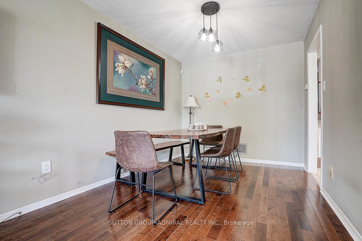 Photo 14 of 167 Wade Gate, Vaughan, Brownridge — HOMEH