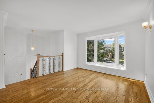 Photo 5 of 29 Montana Way, Ottawa, Barrhaven - Longfields — HOMEH