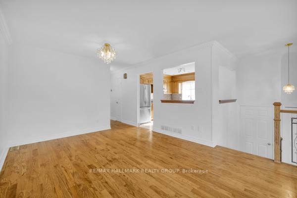 Photo 6 of 29 Montana Way, Ottawa, Barrhaven - Longfields — HOMEH