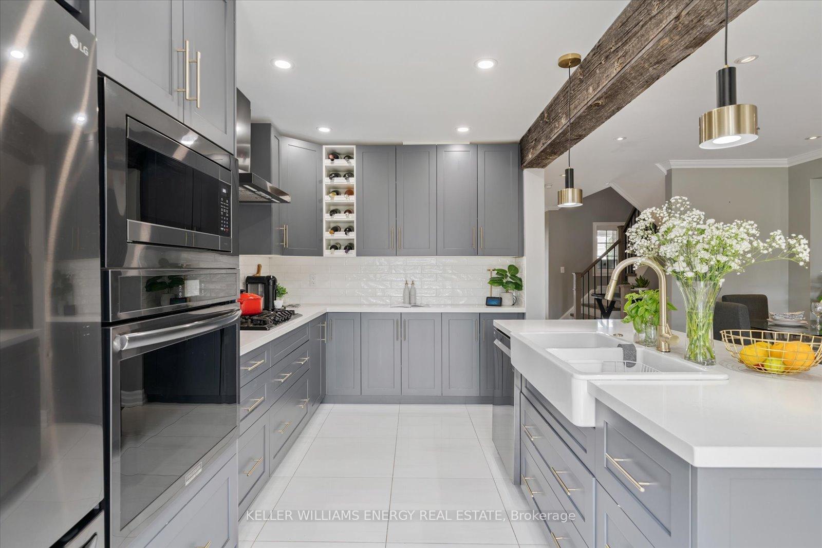Photo 13 of 32 Corianne Avenue, Whitby, Brooklin — HOMEH
