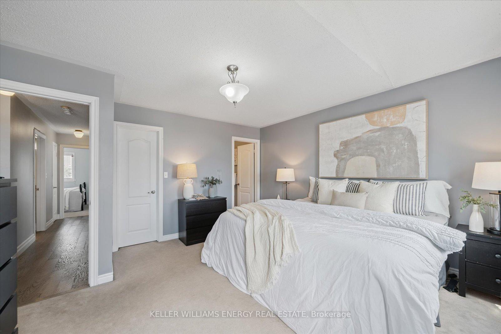 Photo 19 of 32 Corianne Avenue, Whitby, Brooklin — HOMEH