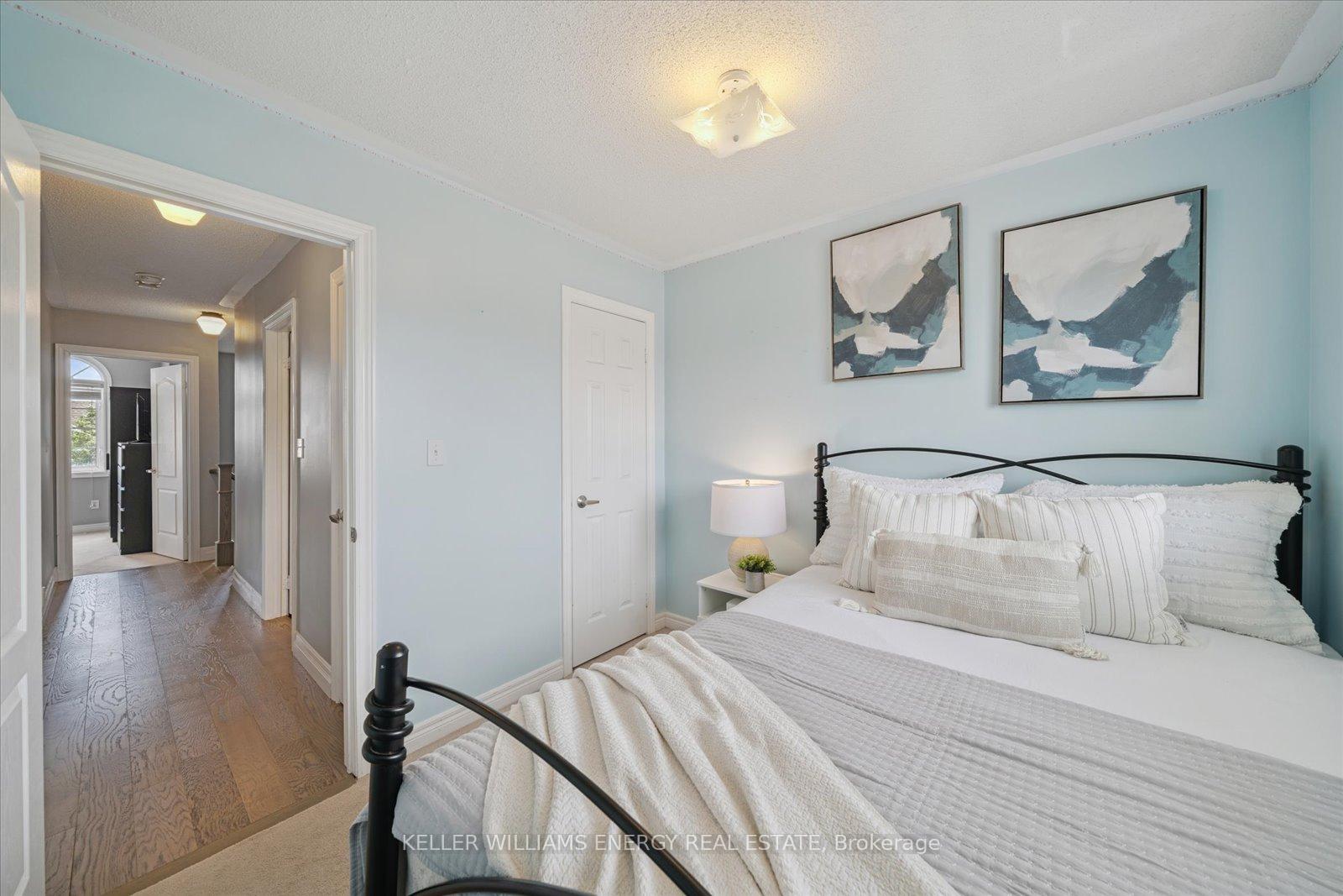 Photo 24 of 32 Corianne Avenue, Whitby, Brooklin — HOMEH