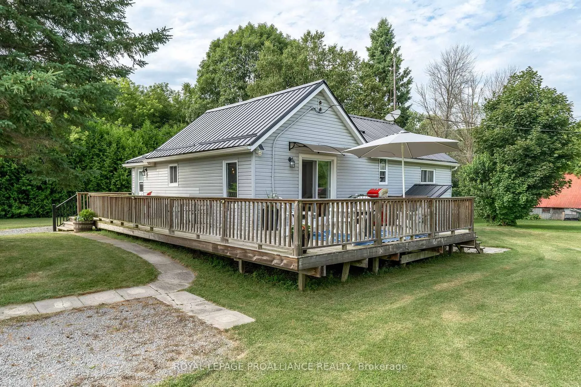 Photo 2 of 3191 County Rd 10, Prince Edward County, South Marysburg Ward — HOMEH