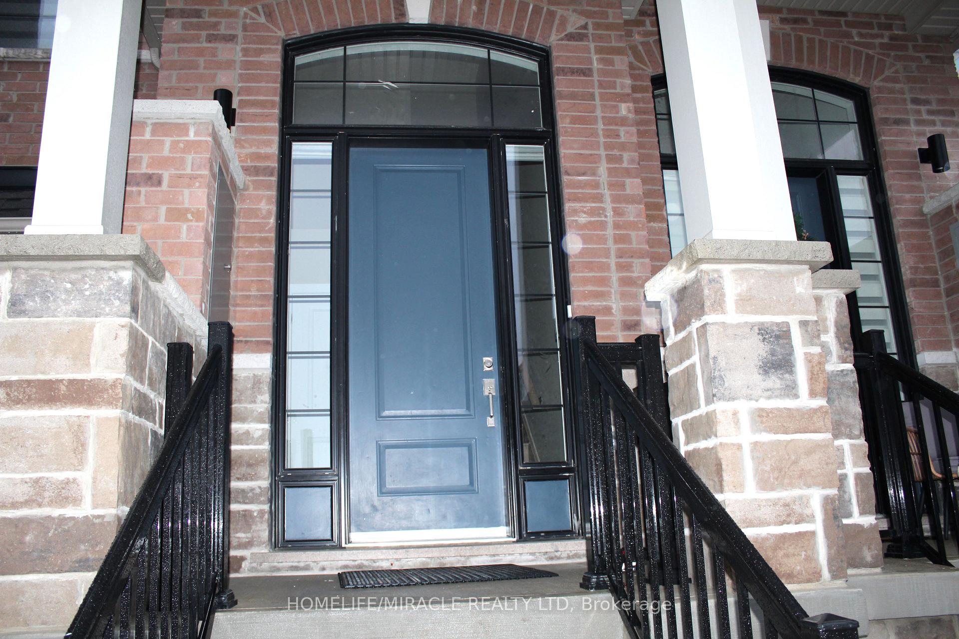 Photo 2 of 3 Elkington Crescent, Whitby, Rural Whitby — HOMEH