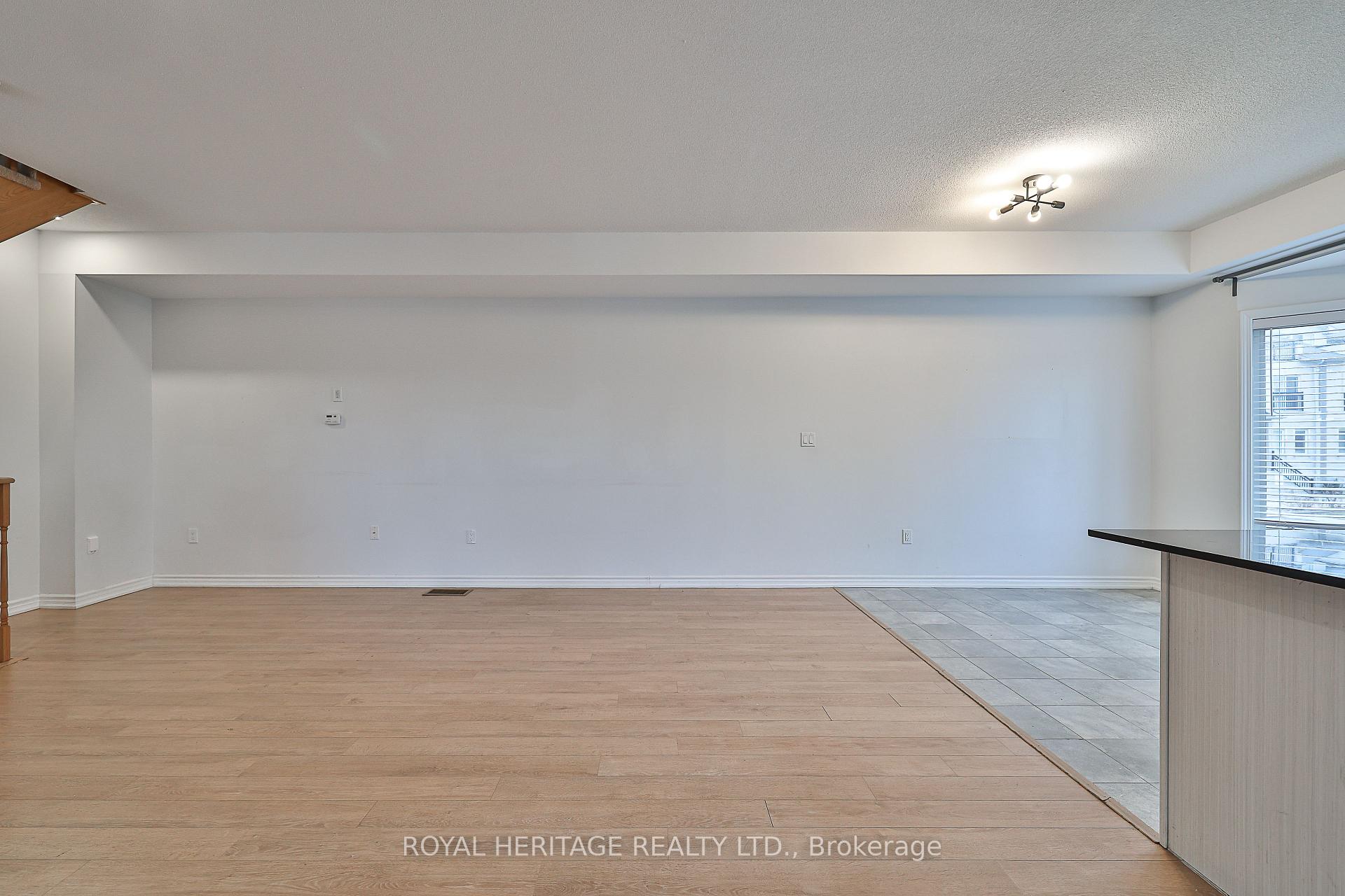 Photo 18 of 2 Dunsley Way, Whitby, Pringle Creek — HOMEH