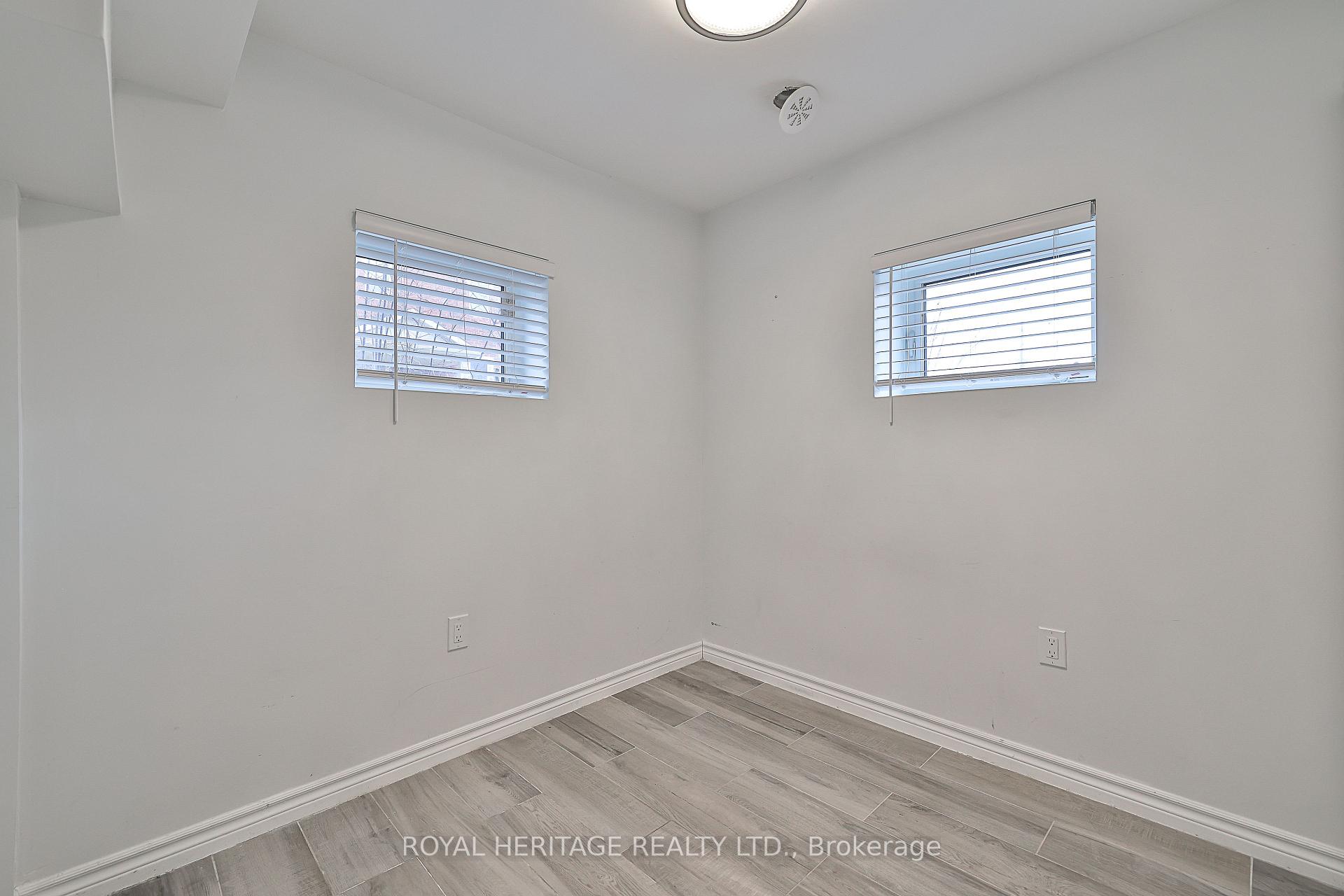 Photo 37 of 2 Dunsley Way, Whitby, Pringle Creek — HOMEH