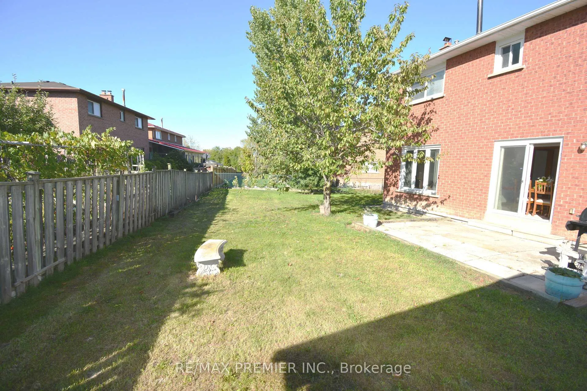 Photo 20 of 64 Partridge Circle, Vaughan, West Woodbridge — HOMEH