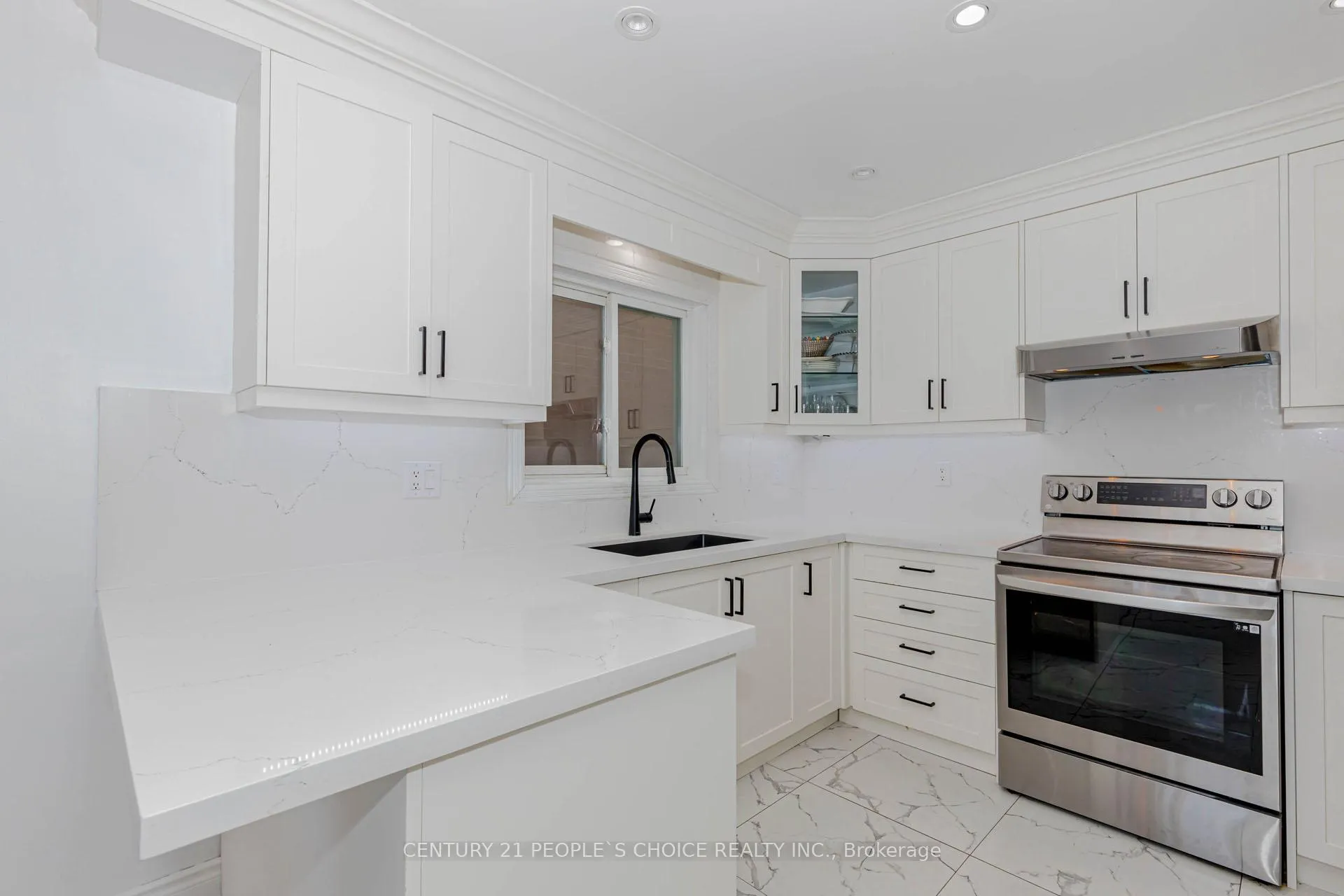 Photo 16 of 15 Candlebrook Drive, Whitby, Pringle Creek — HOMEH