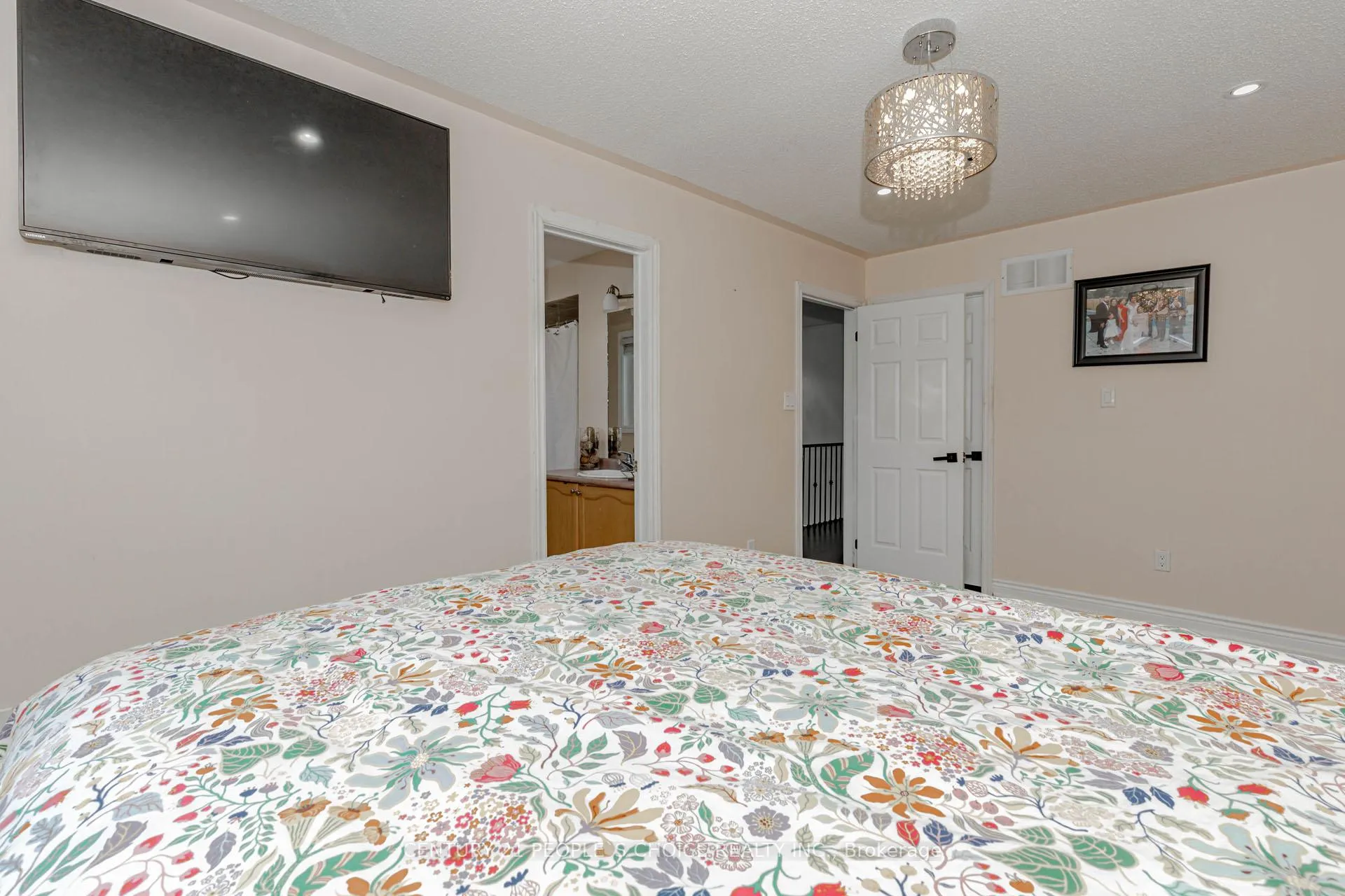 Photo 24 of 15 Candlebrook Drive, Whitby, Pringle Creek — HOMEH