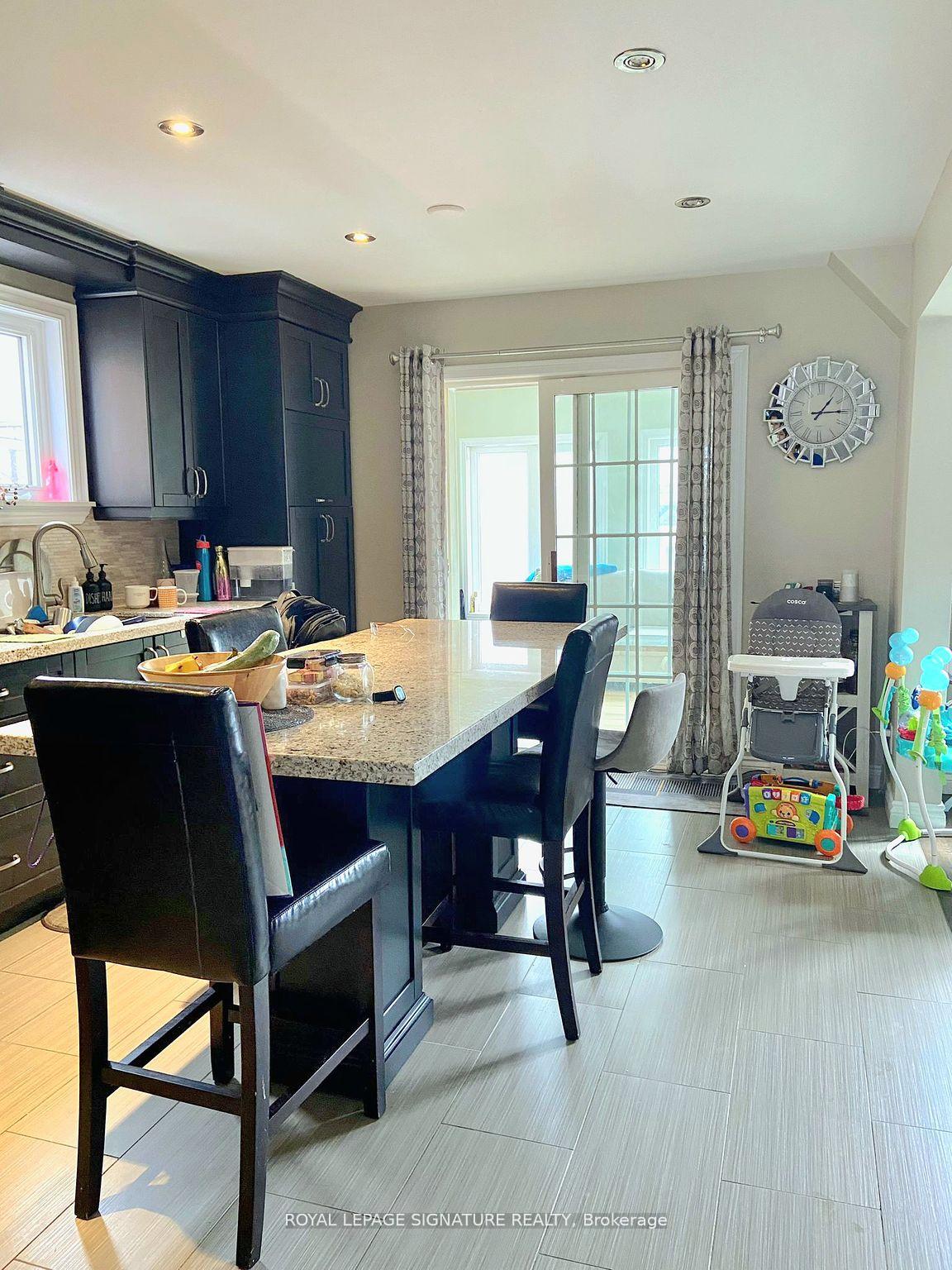 Photo 5 of 11 Arlston Court, Whitby, Rolling Acres — HOMEH