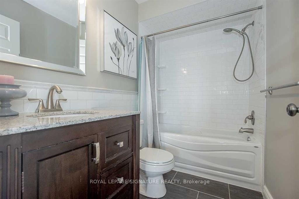 Photo 12 of 11 Arlston Court, Whitby, Rolling Acres — HOMEH