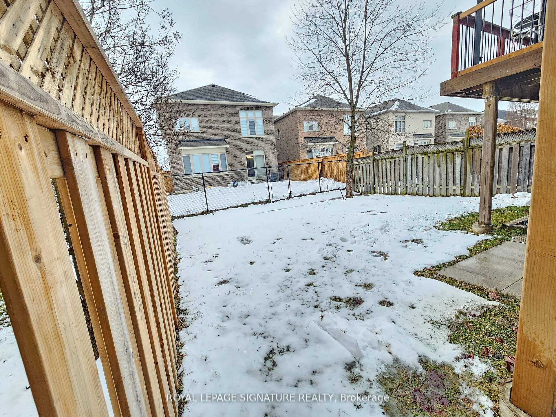 Photo 18 of 11 Arlston Court, Whitby, Rolling Acres — HOMEH