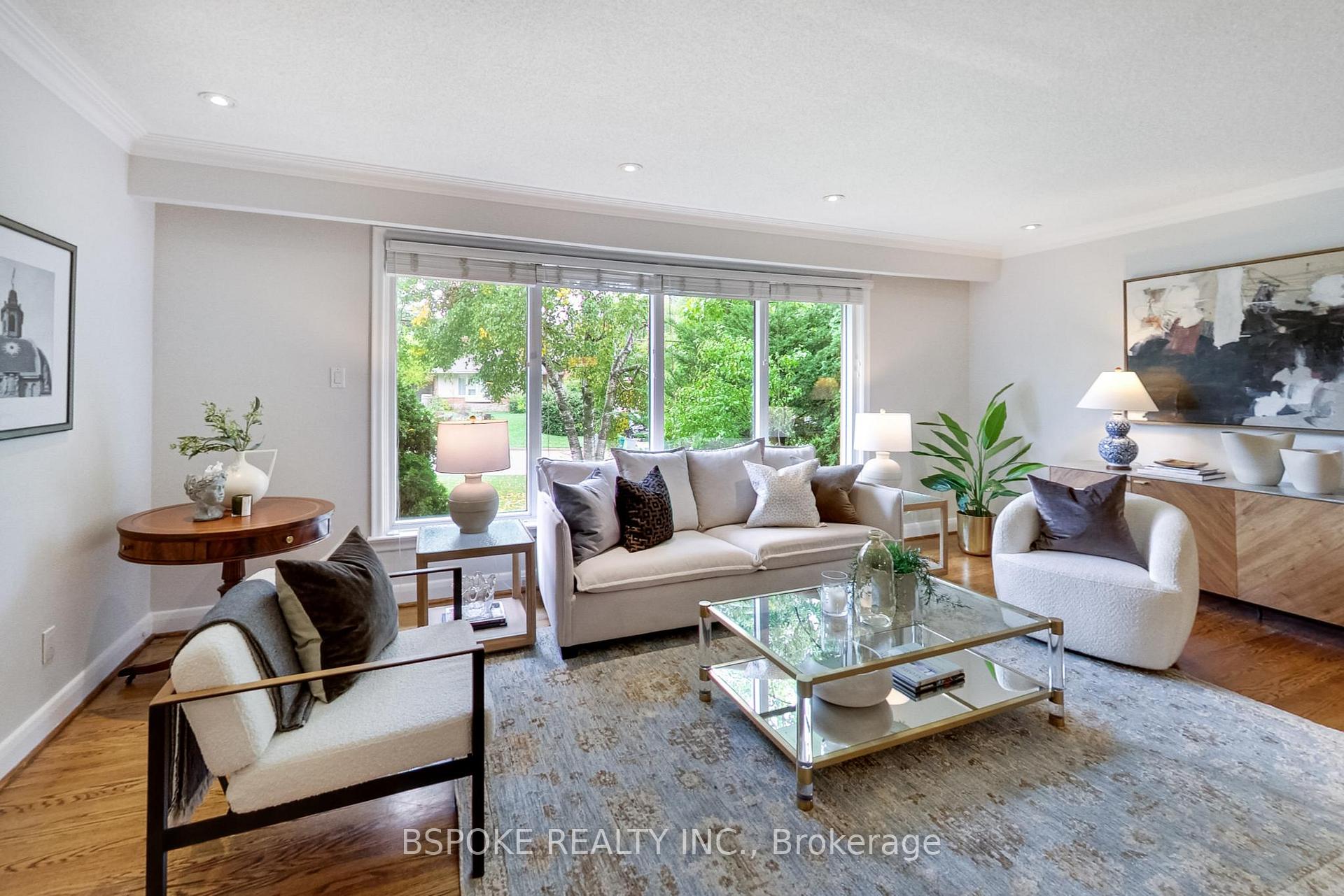 Photo 8 of 12 Vistaview Boulevard, Vaughan, Uplands — HOMEH