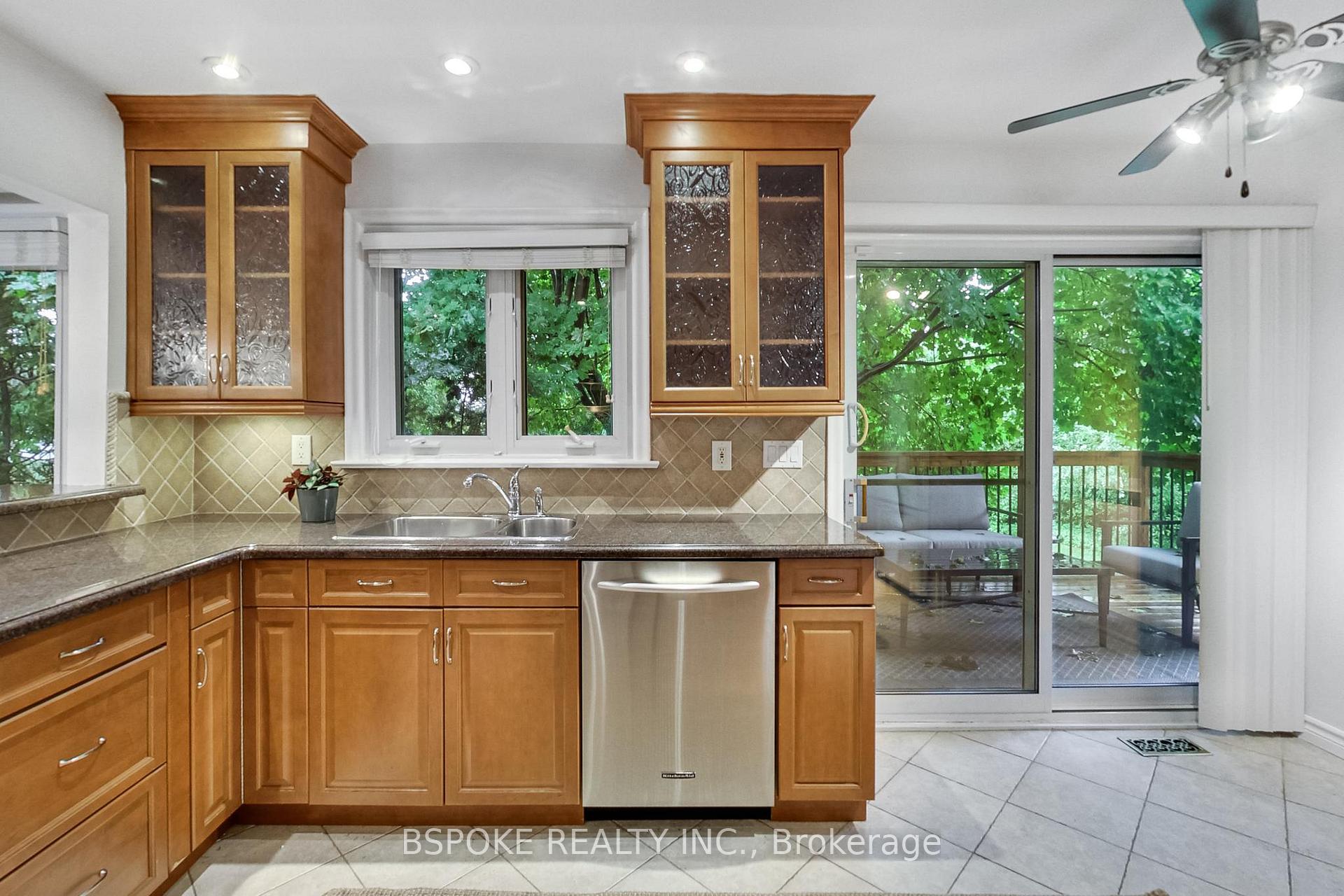 Photo 17 of 12 Vistaview Boulevard, Vaughan, Uplands — HOMEH
