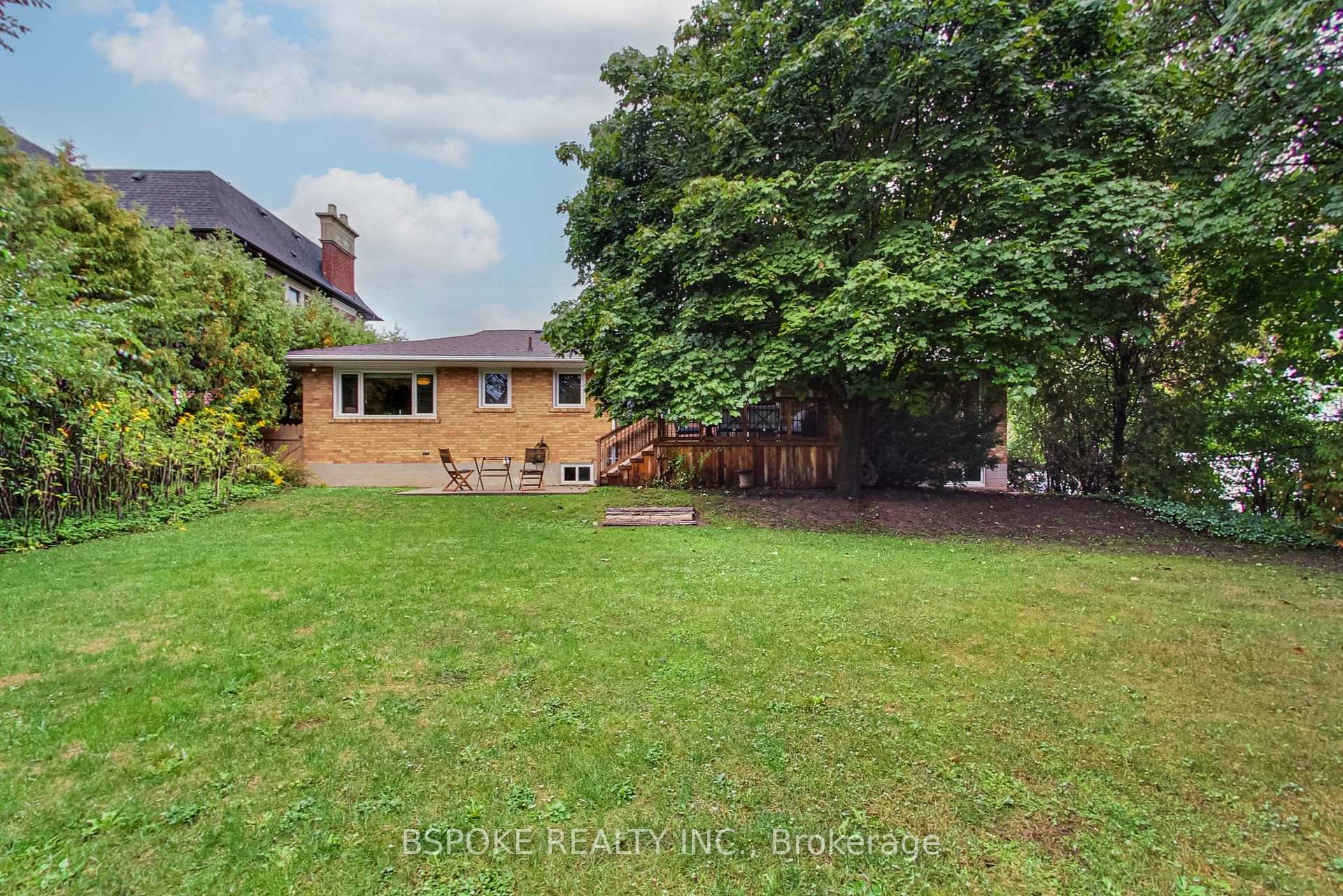 Photo 37 of 12 Vistaview Boulevard, Vaughan, Uplands — HOMEH