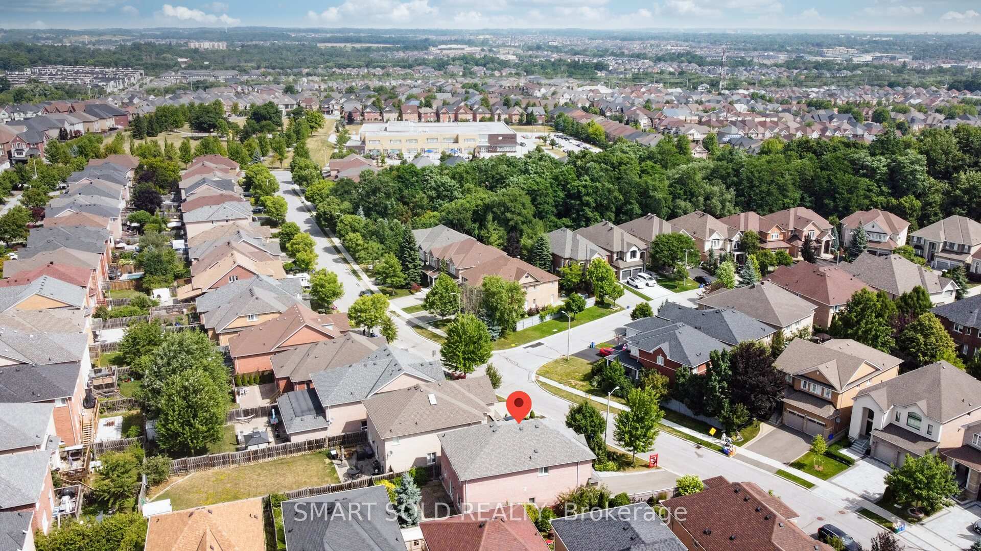 Photo 3 of 54 Sandwood Drive, Vaughan, Patterson — HOMEH