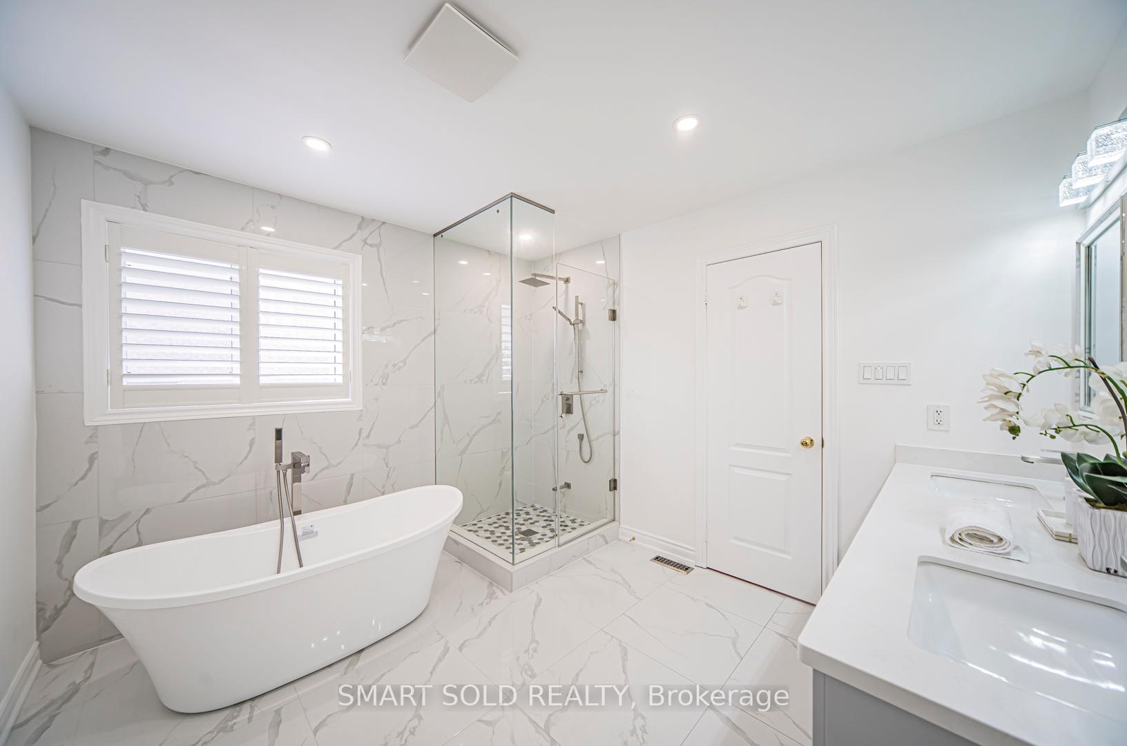 Photo 28 of 54 Sandwood Drive, Vaughan, Patterson — HOMEH