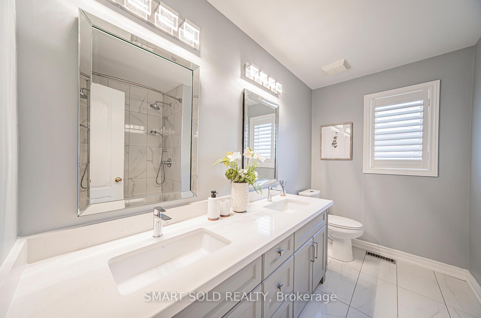 Photo 38 of 54 Sandwood Drive, Vaughan, Patterson — HOMEH