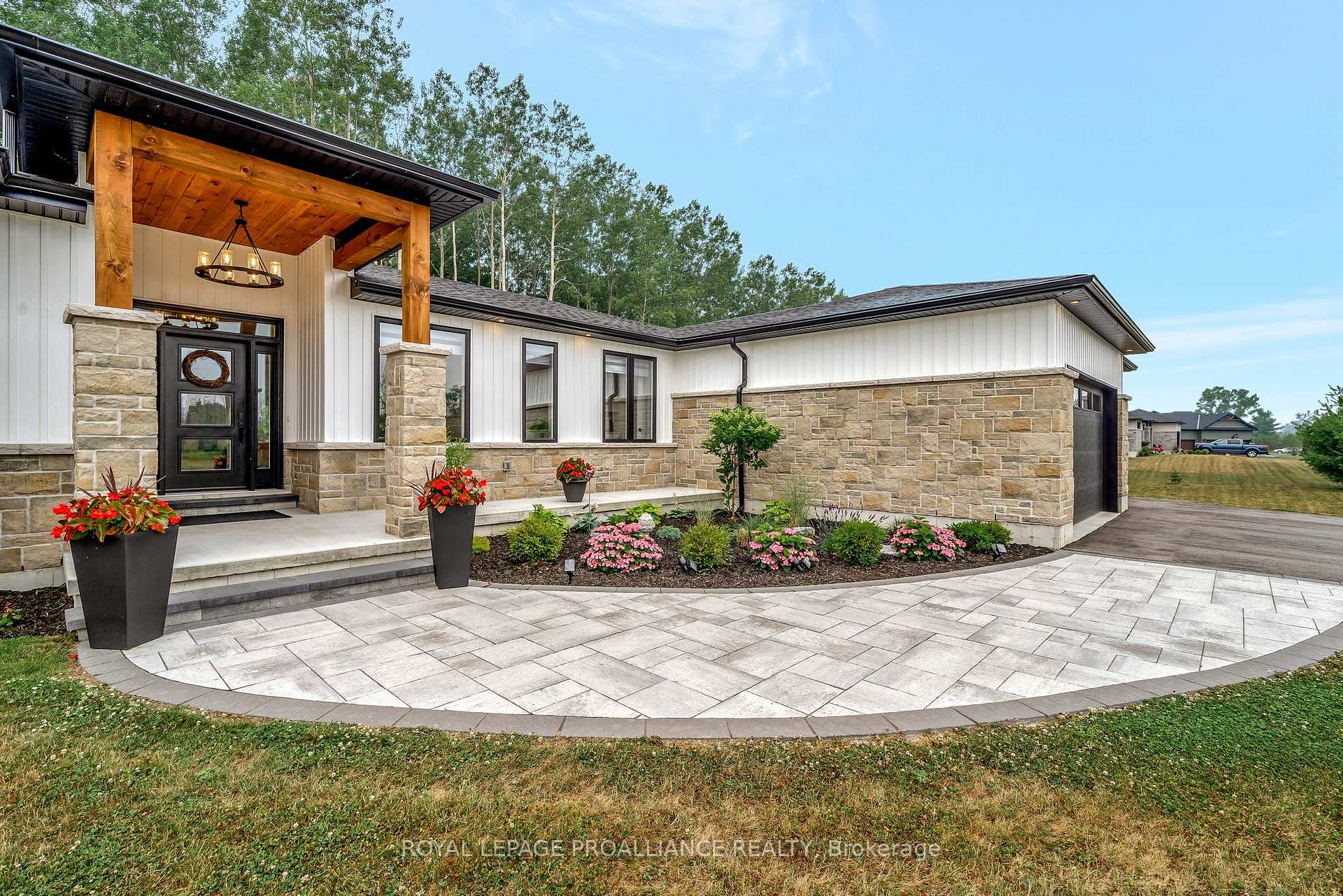 Photo 3 of 329 Michael's Way, Prince Edward County, Ameliasburg Ward — HOMEH