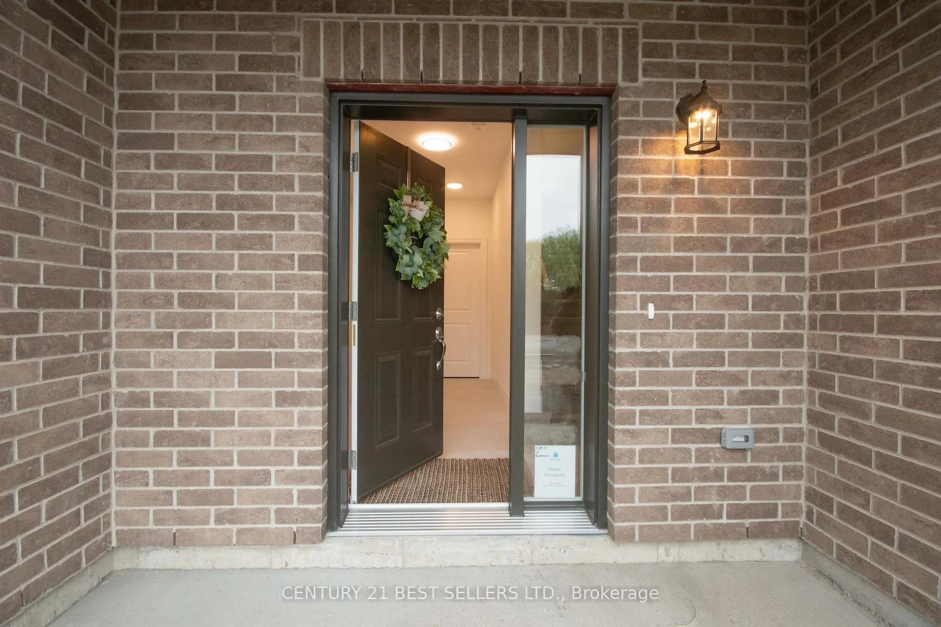 Front of 79 Buchanan Avenue