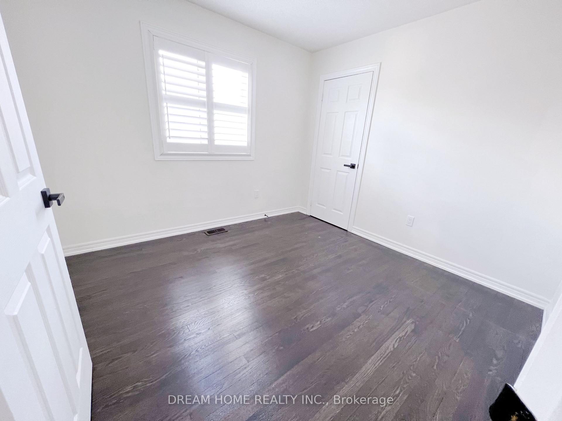 Photo 13 of Unit Main, 118 Black Maple Crescent, Vaughan, Patterson — HOMEH