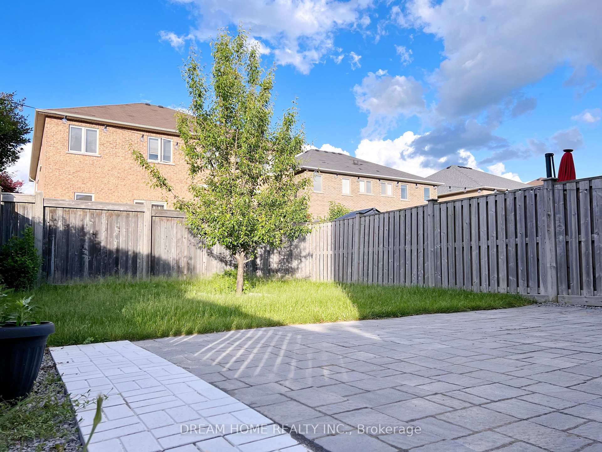 Photo 20 of Unit Main, 118 Black Maple Crescent, Vaughan, Patterson — HOMEH