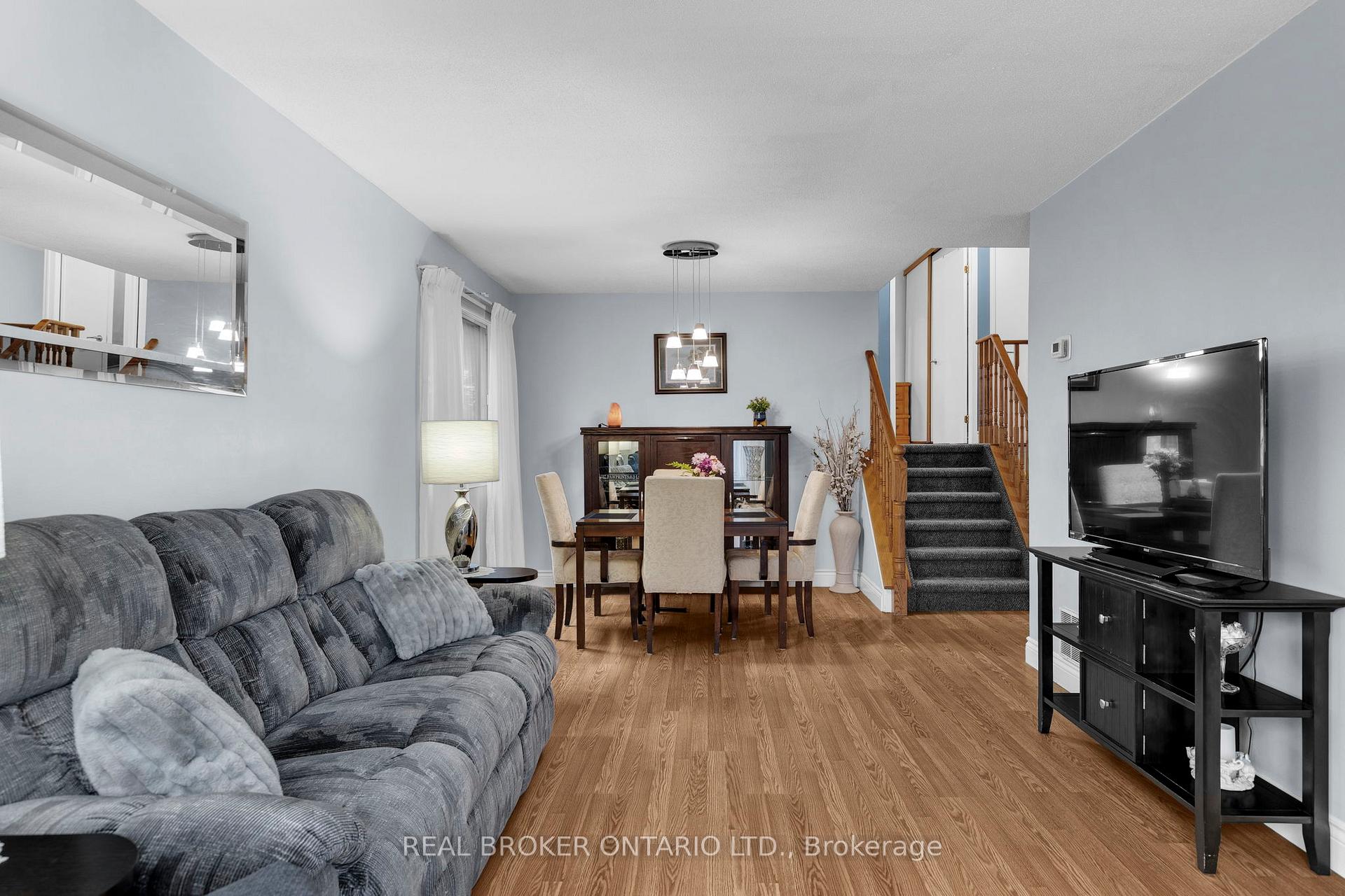 Photo 9 of 27 Knicely Road, Barrie, Painswick North — HOMEH