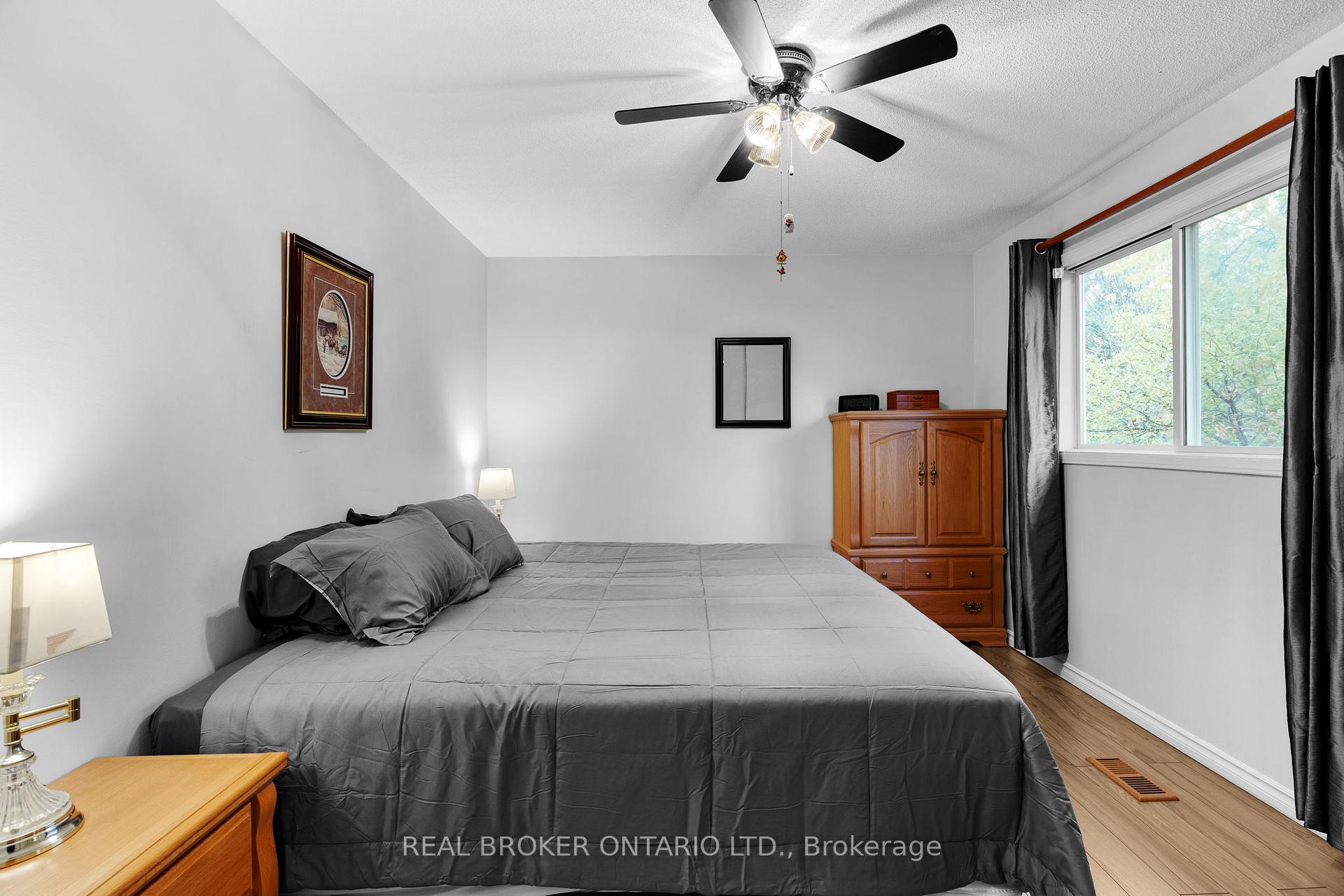 Photo 17 of 27 Knicely Road, Barrie, Painswick North — HOMEH