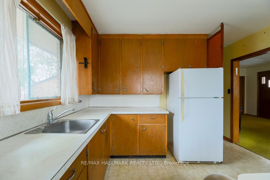 Photo 8 of 154 County Road 28, Prince Edward County, Ameliasburg Ward — HOMEH