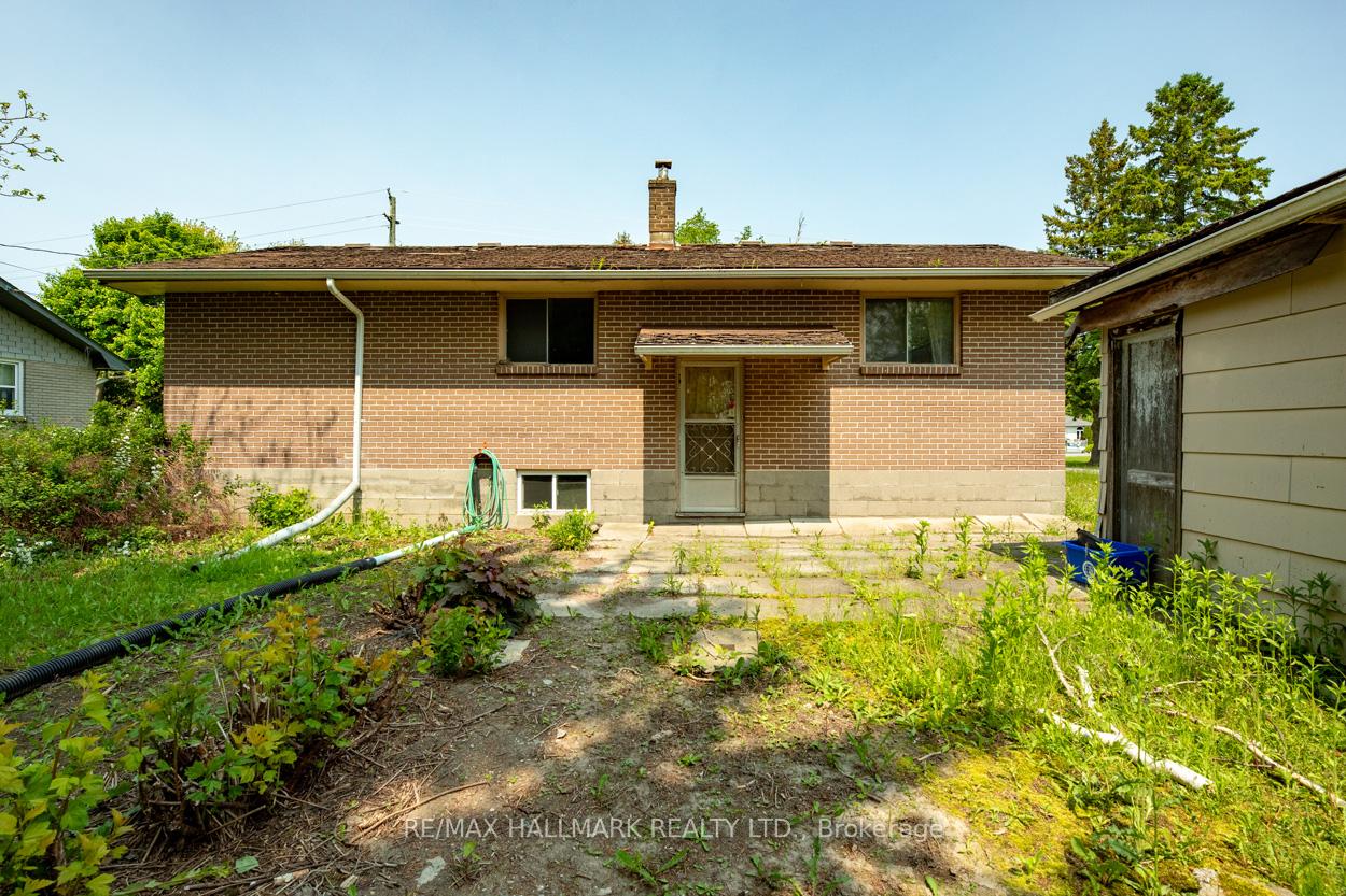 Photo 20 of 154 County Road 28, Prince Edward County, Ameliasburg Ward — HOMEH