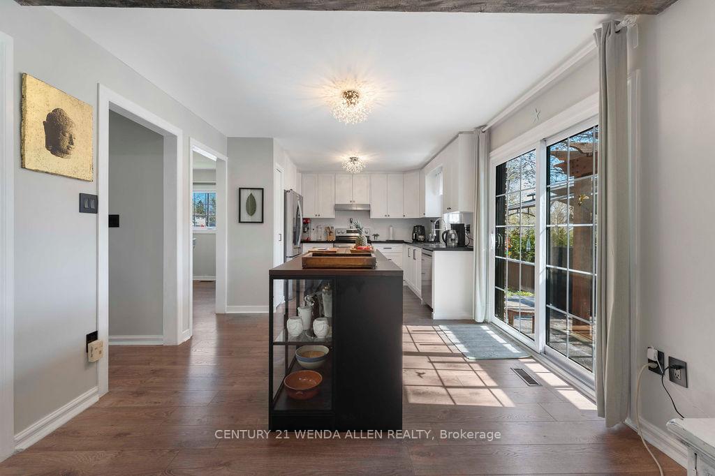 Photo 15 of 2 Ribblesdale Drive, Whitby, Pringle Creek — HOMEH
