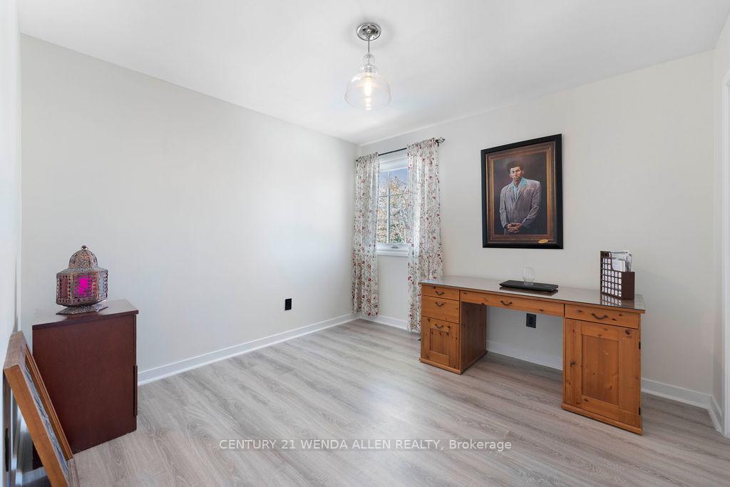 Photo 23 of 2 Ribblesdale Drive, Whitby, Pringle Creek — HOMEH