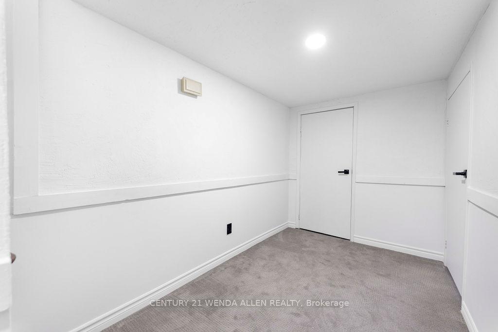 Photo 31 of 2 Ribblesdale Drive, Whitby, Pringle Creek — HOMEH