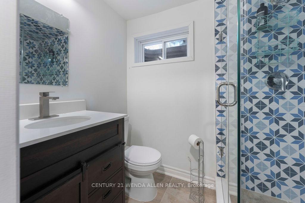 Photo 37 of 2 Ribblesdale Drive, Whitby, Pringle Creek — HOMEH