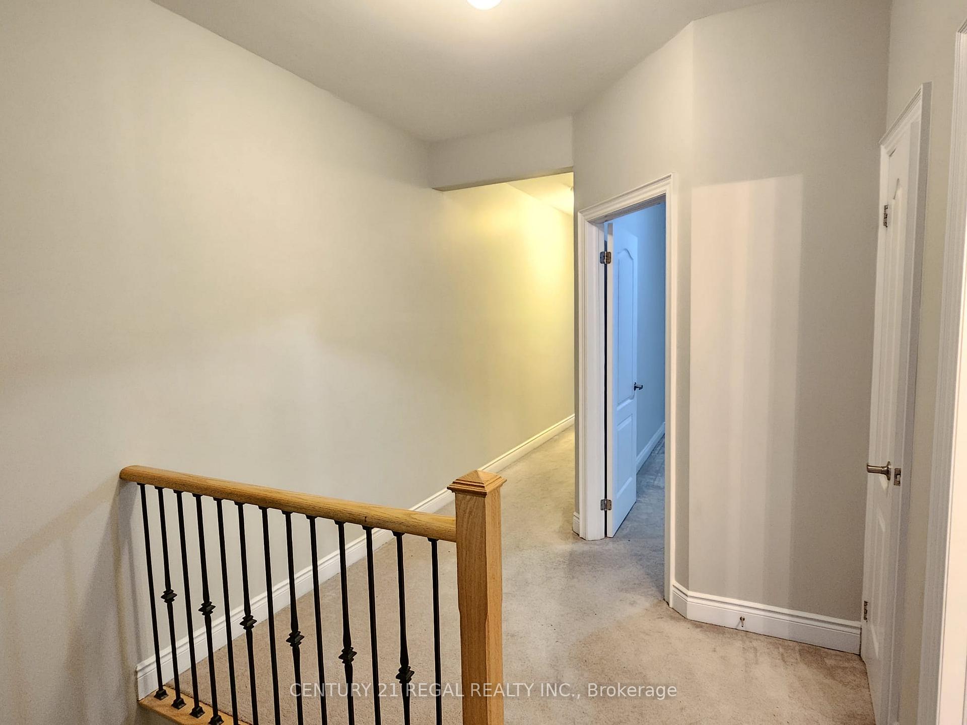 Photo 10 of 17 Bristlewood Crescent, Vaughan, Patterson — HOMEH