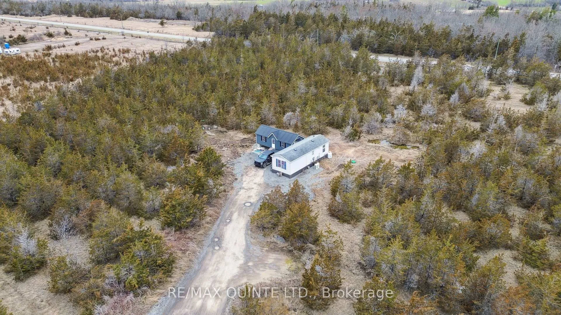 Photo 11 of 55 County Road 14, Prince Edward County, Sophiasburg Ward — HOMEH